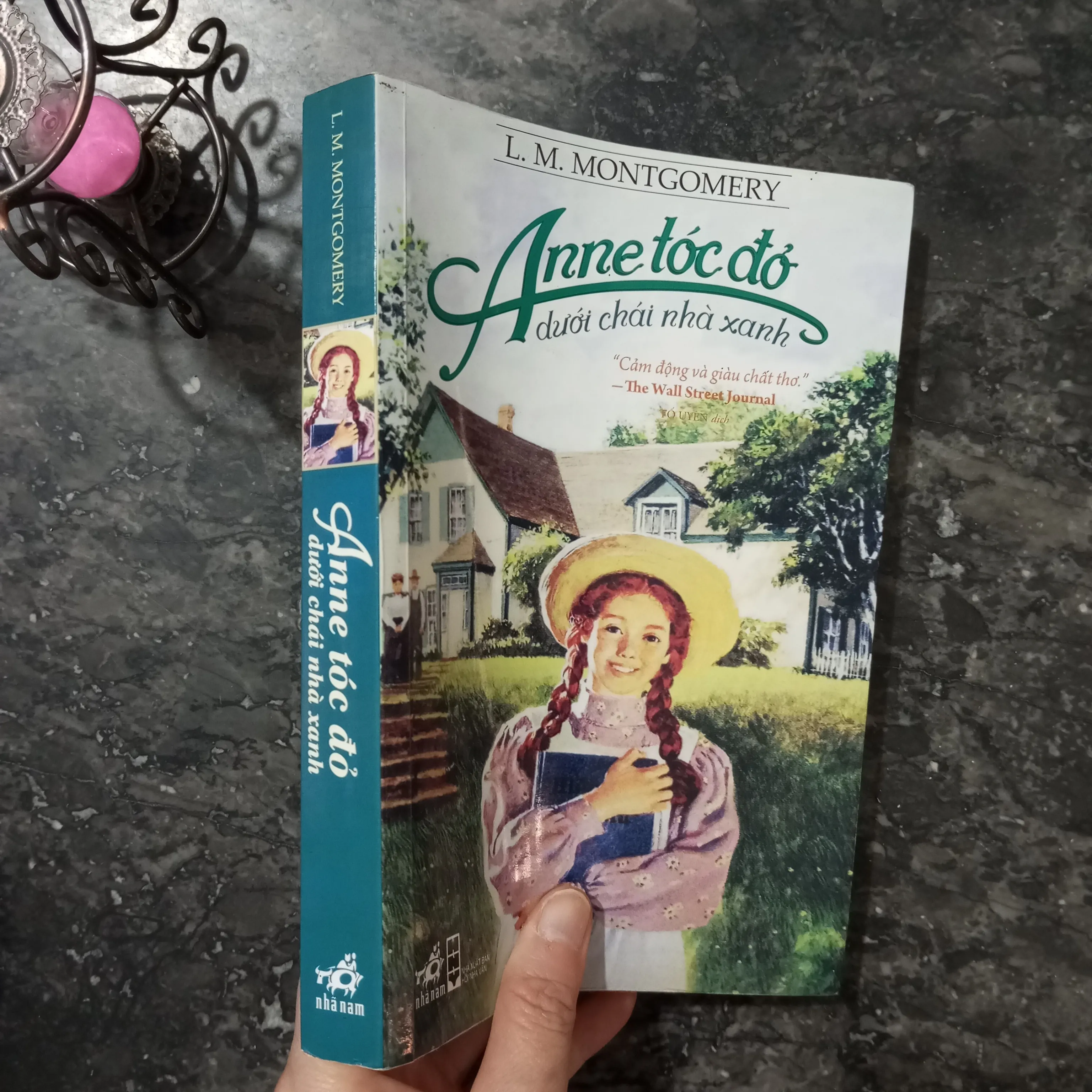 Anne tóc đỏ dưới chái nhà xanh 