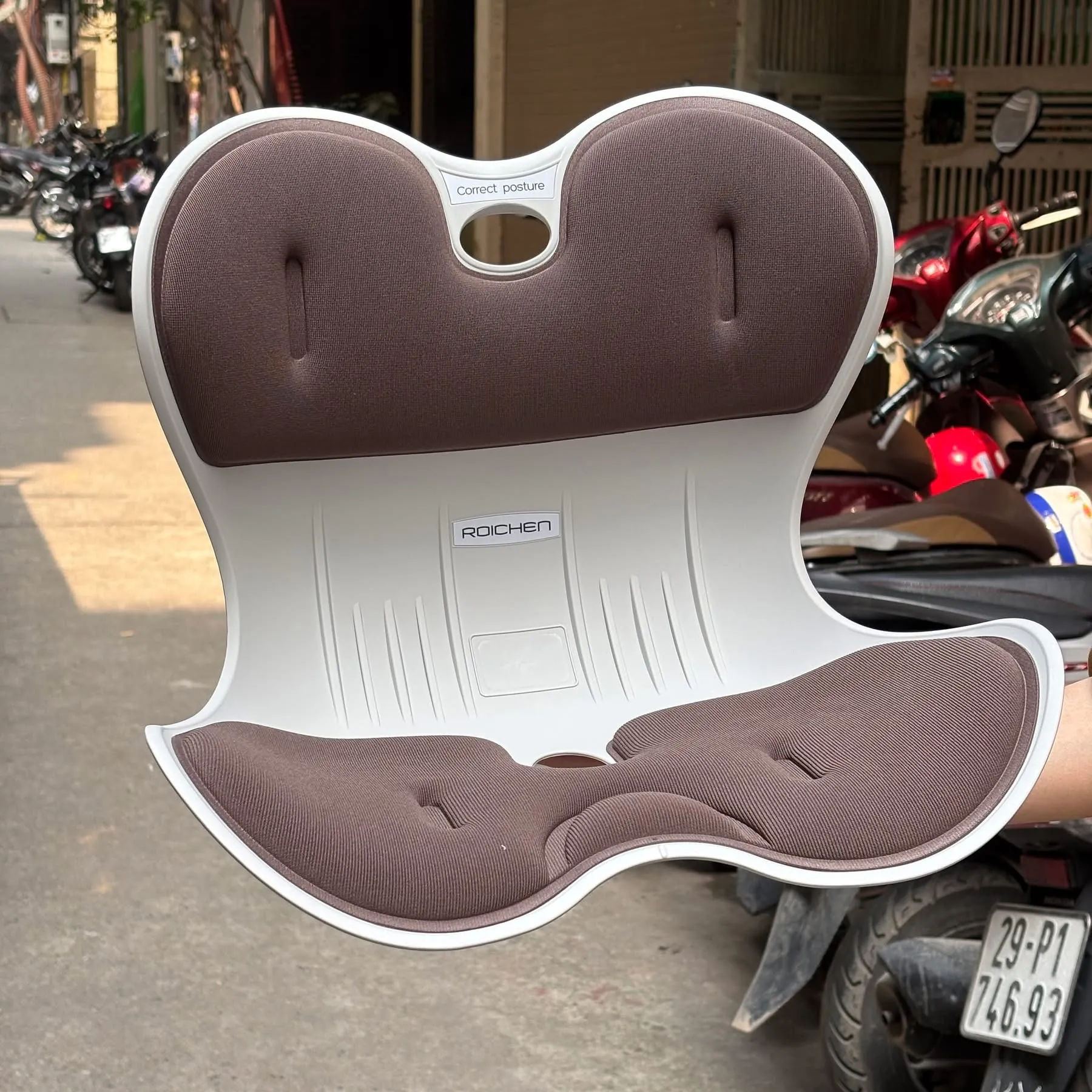 Ghế công thái học Roichen