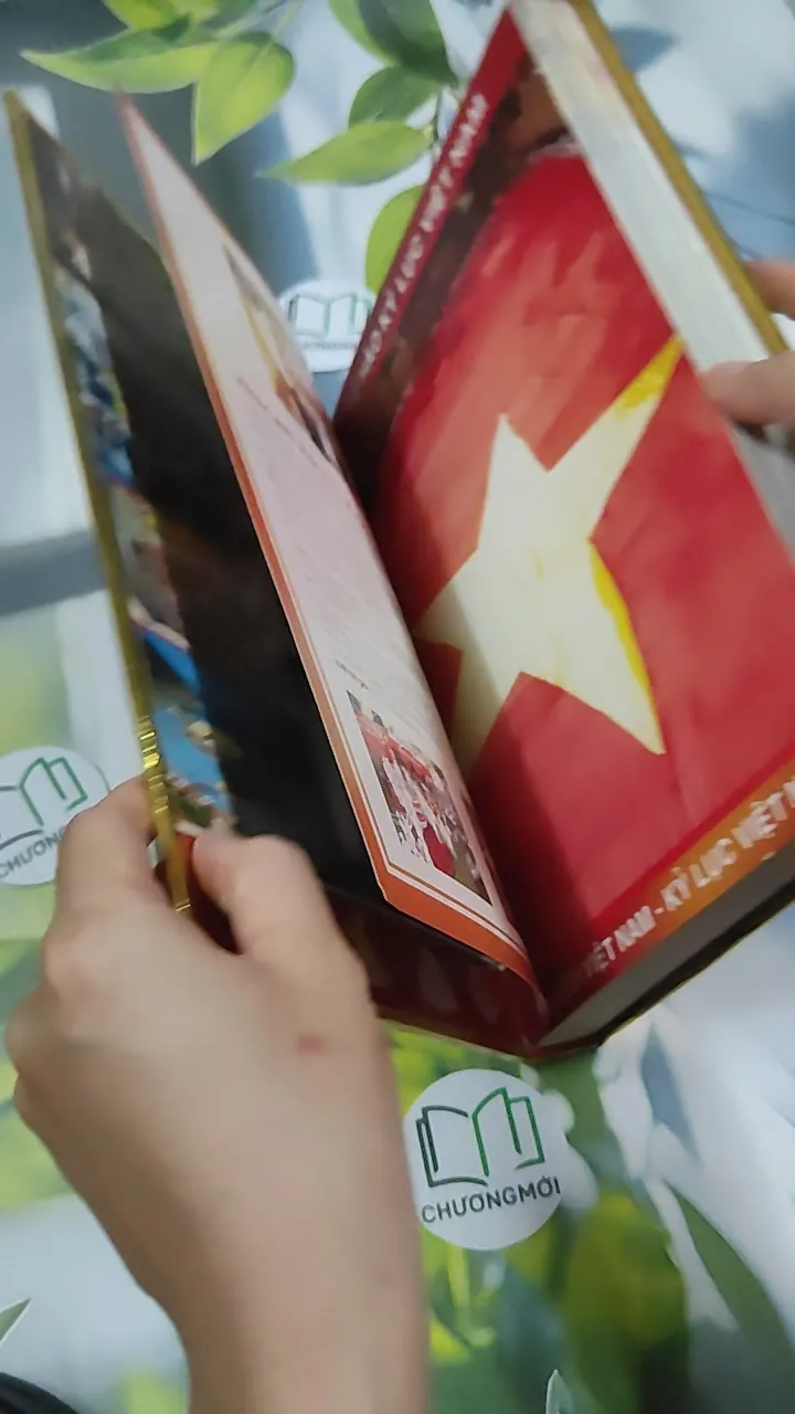 [MIỄN PHÍ BỌC SÁCH] Niên Giám Kỷ Lục Việt Nam 2008 750843