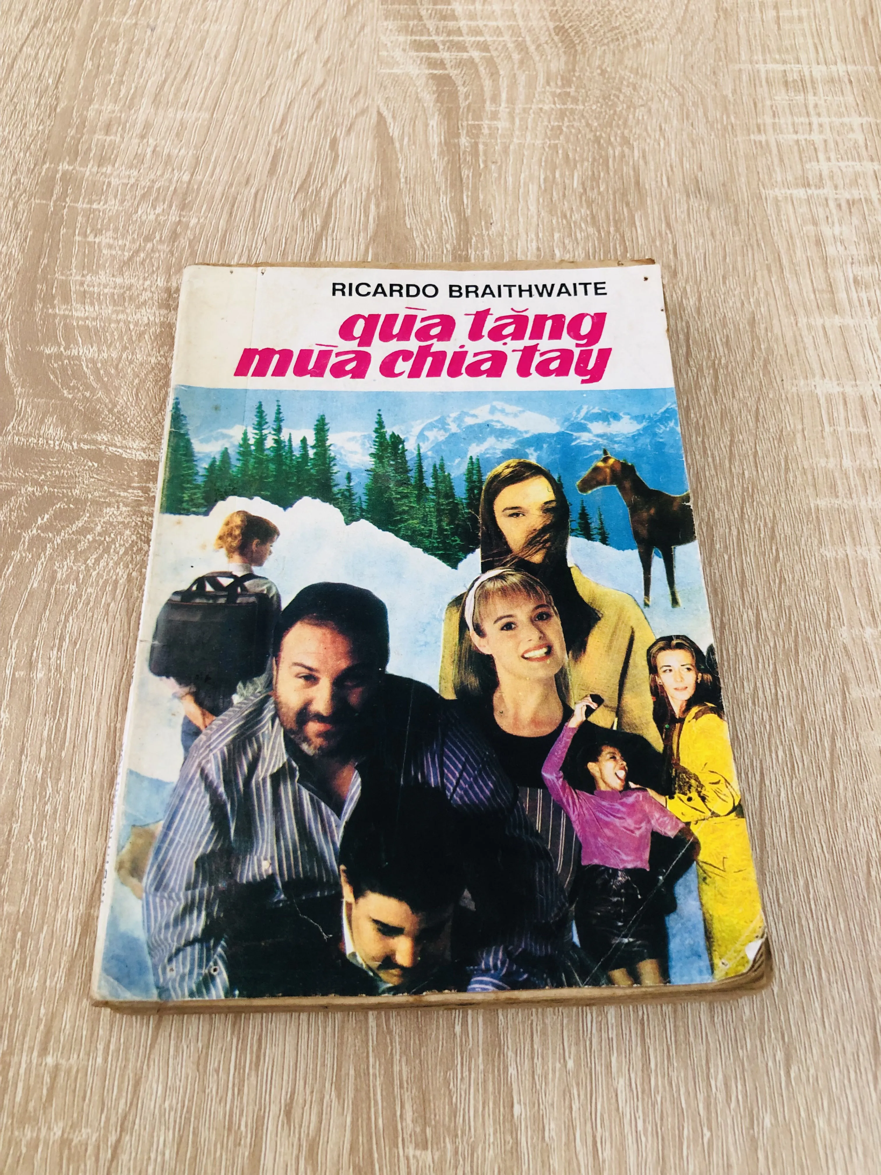 QUÀ TẶNG MÙA CHIA TAY