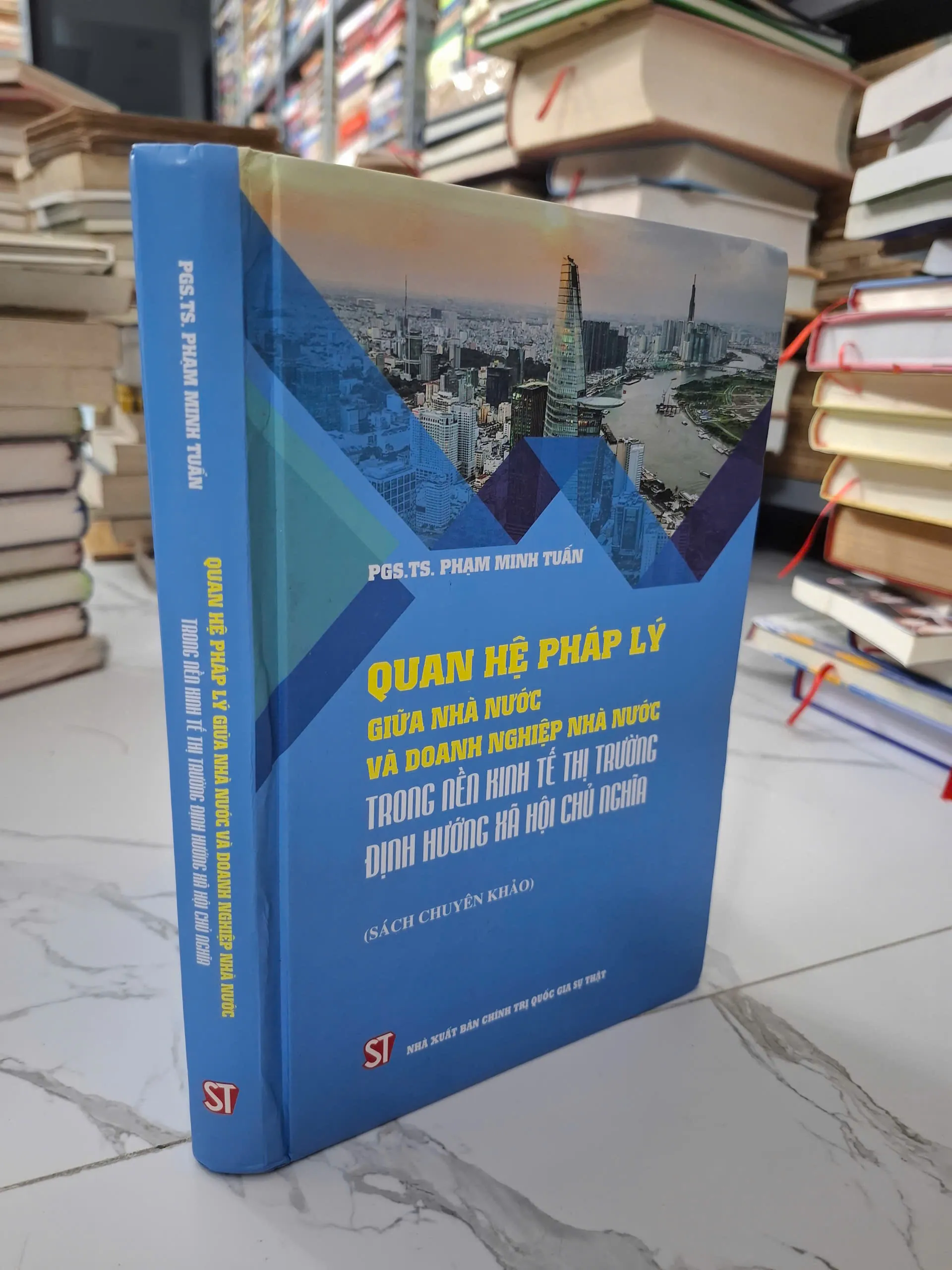 Quan hệ pháp lý giữa Nhà nước và doanh nghiệp Nhà nước... - Phạm Minh Tuấn