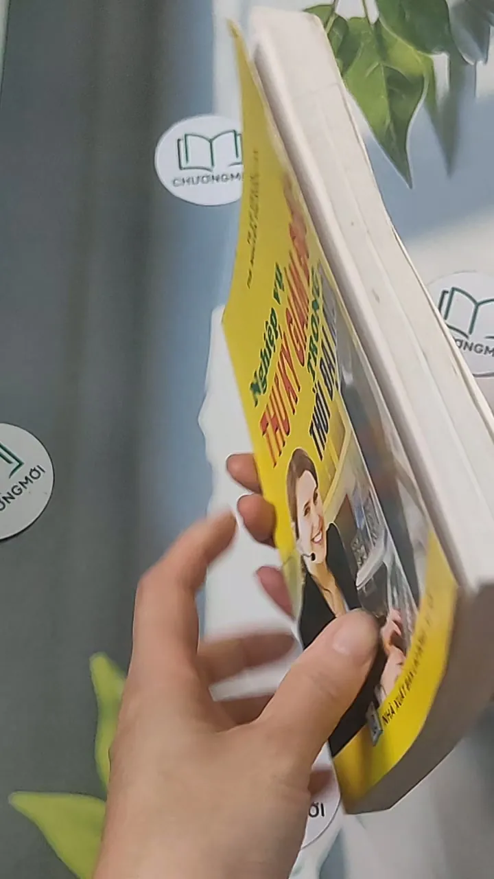 Nghiệp vụ thư ký giám đốc trong thời đại mới - TS Lê Văn In 688458