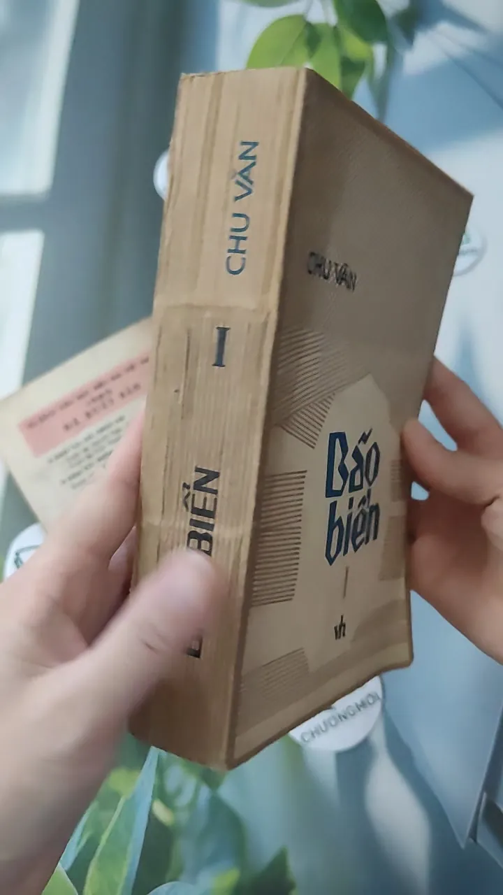 [MIỄN PHÍ BỌC SÁCH] [XƯA] Bộ Bão Biển 1, 2 (1982) - Chu Văn 997622