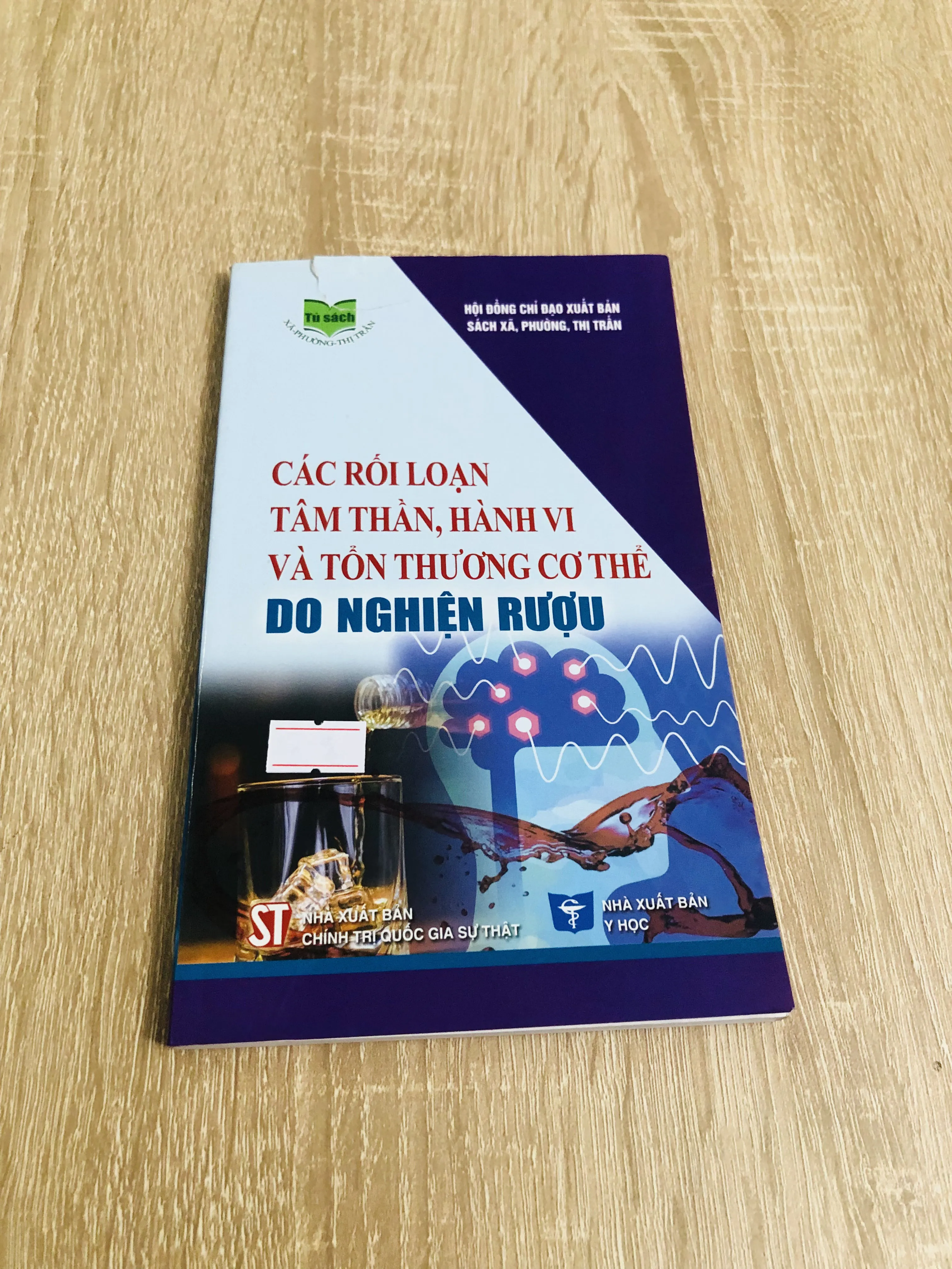 CÁC RỐI LOẠN TÂM THẦN , HÀNH VI VÀ TỔN THƯƠNG CƠ THỂ DO NGHIỆN RƯỢU