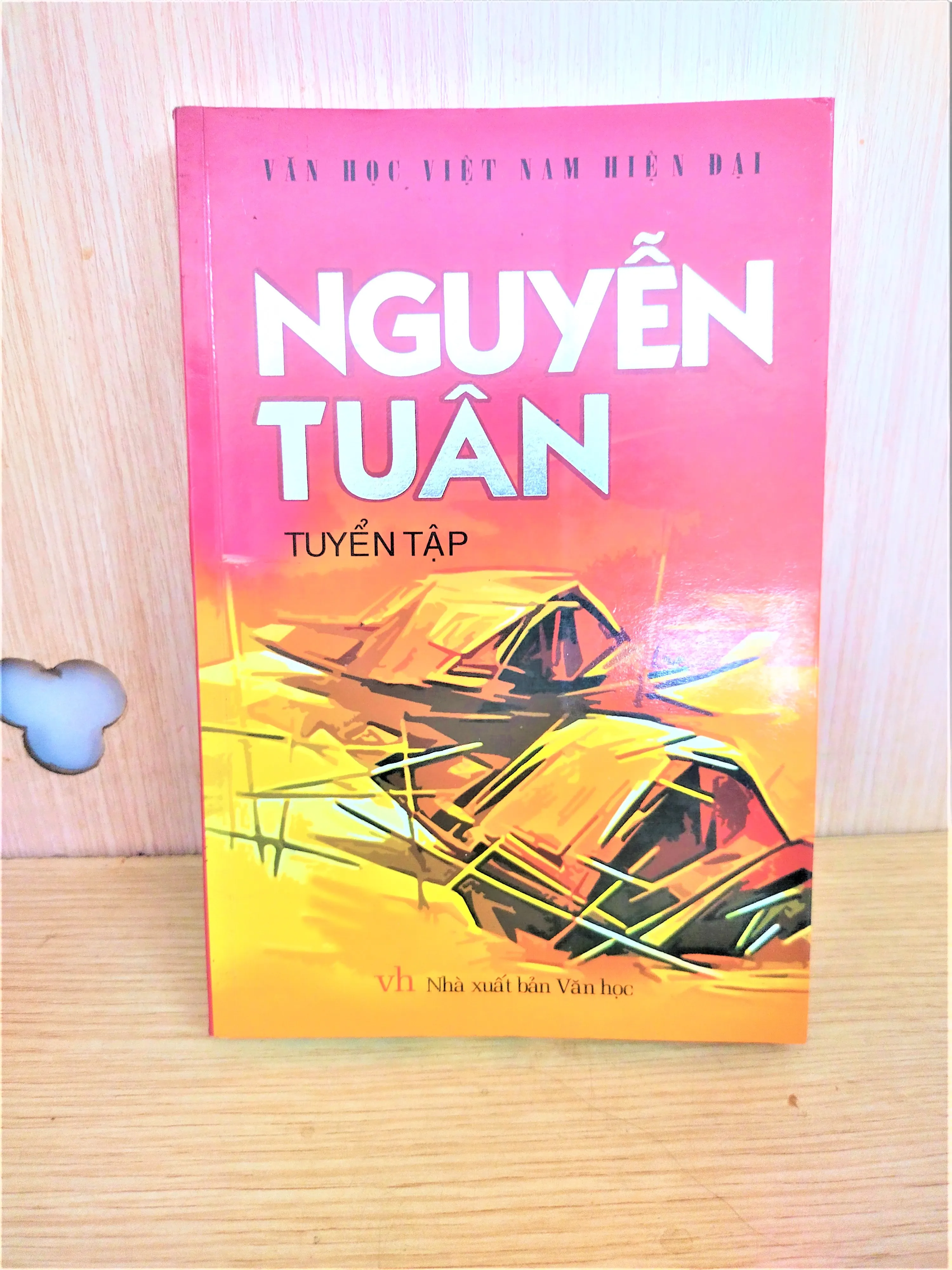 Sách: Tuyển tập Nguyễn Tuân - TG: Nguyễn Tuân