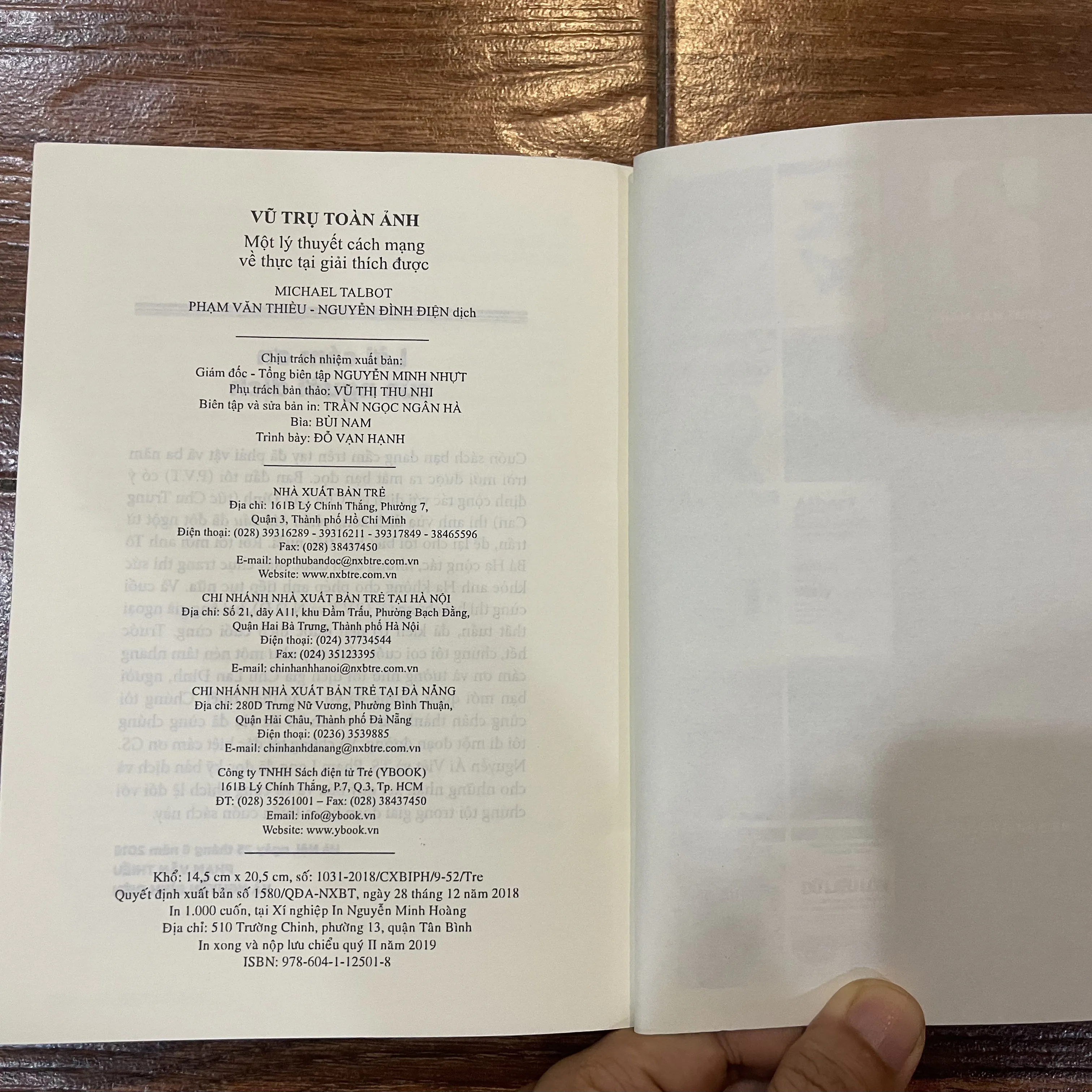 Vũ Trụ Toàn Ảnh - Michael Talbot (15) 568278