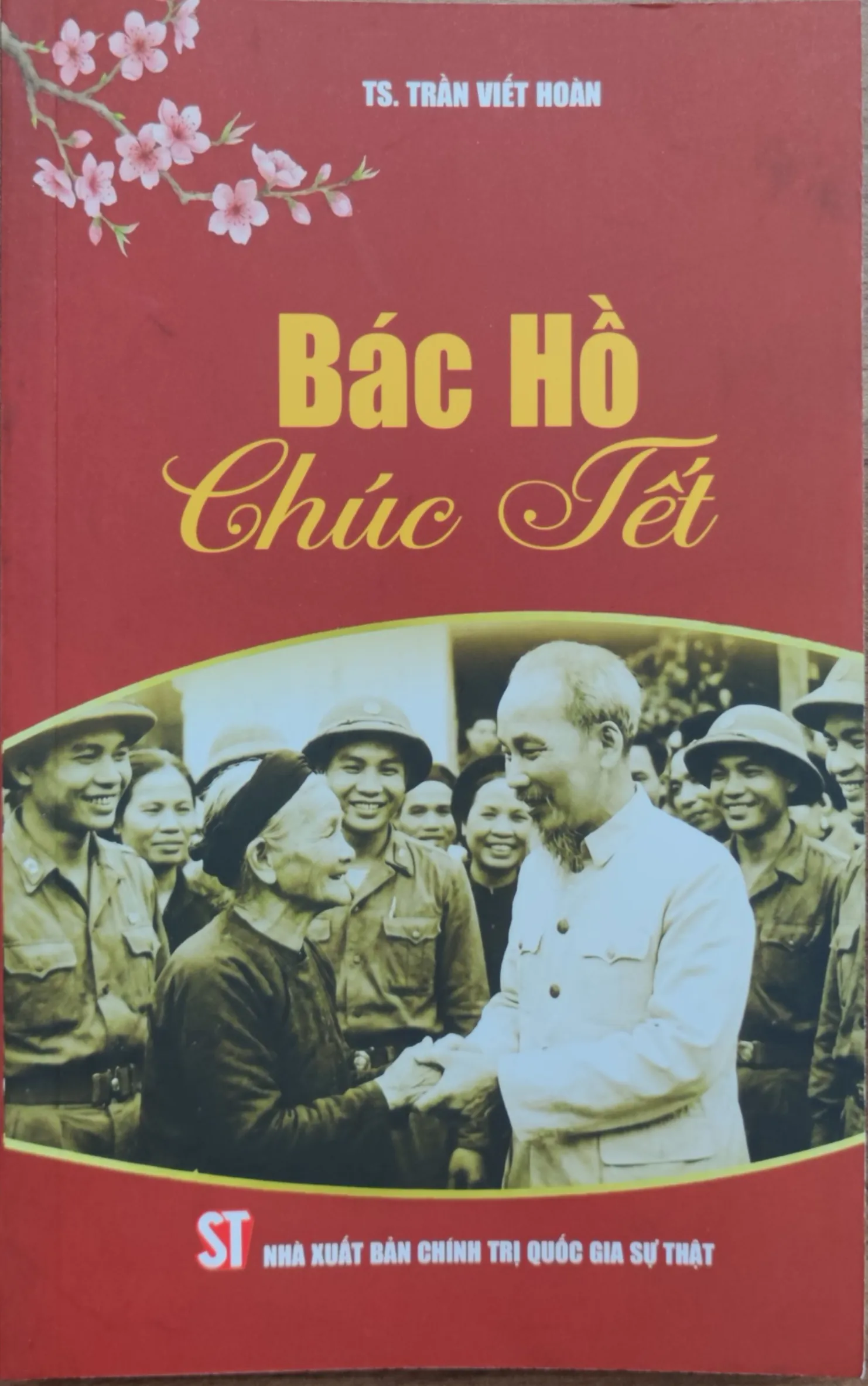 Bác Hồ chúc Tết
