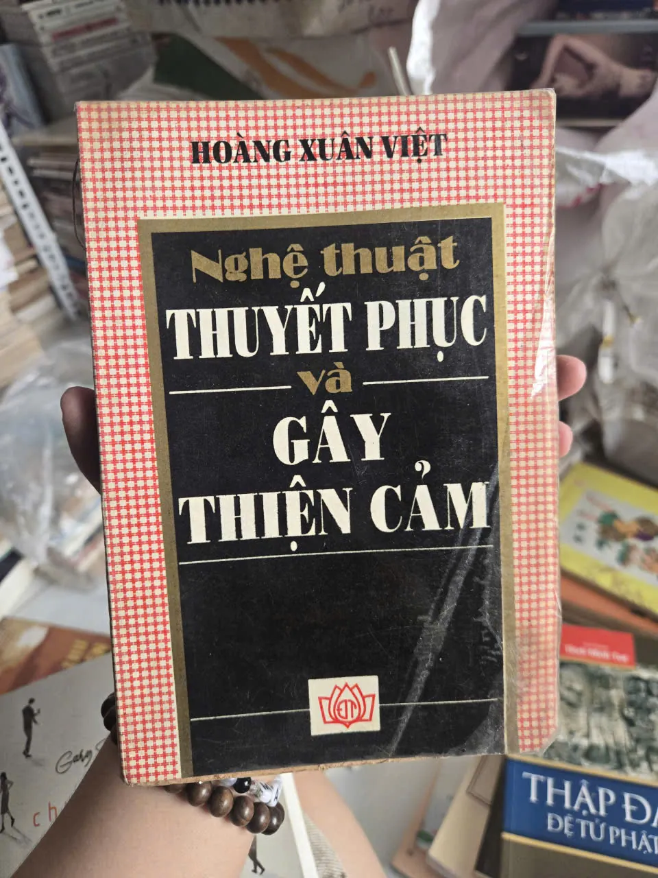 nghệ thuật thuyết phục và gây thiện cảm