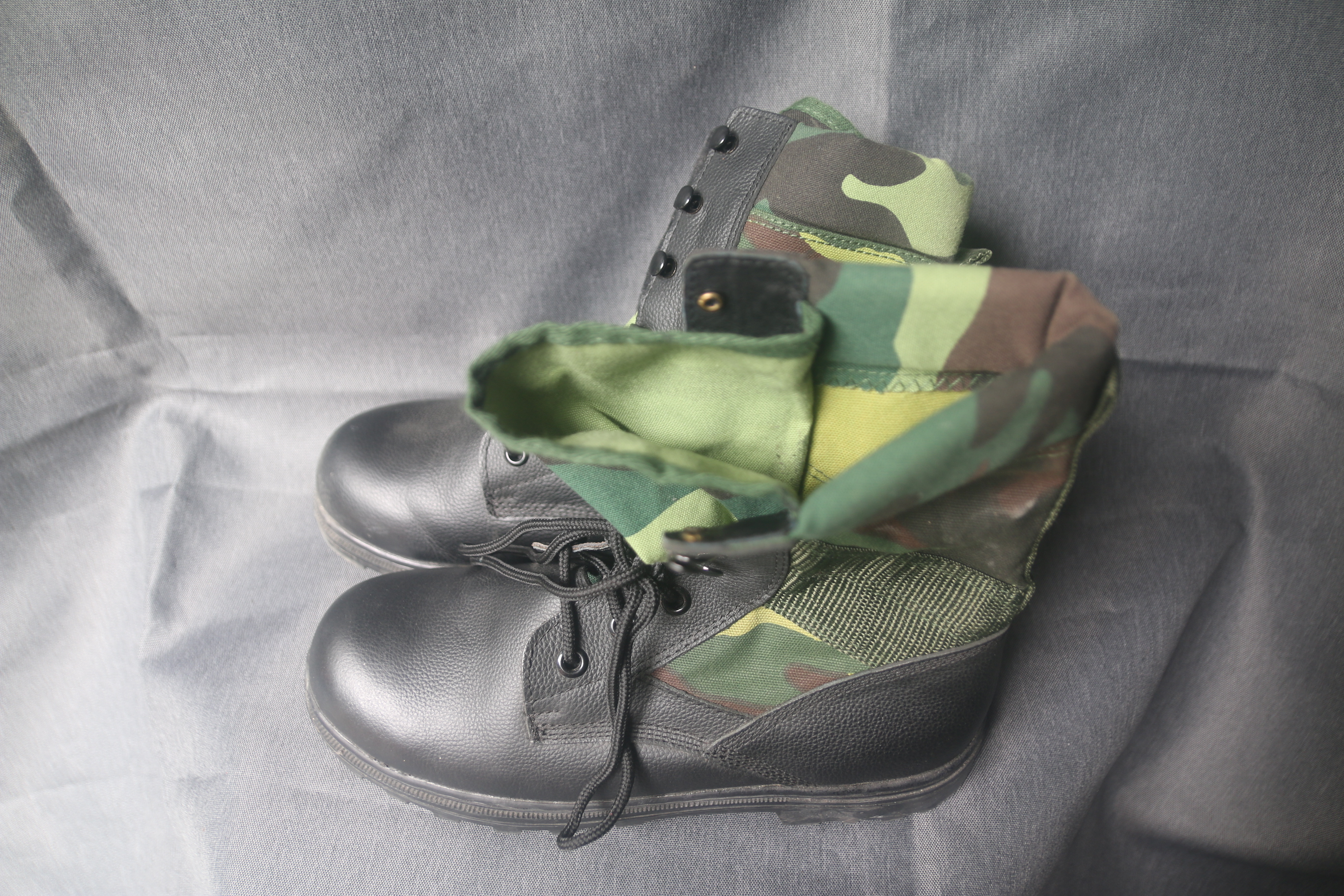 Giày Boot Quân Đội size 40