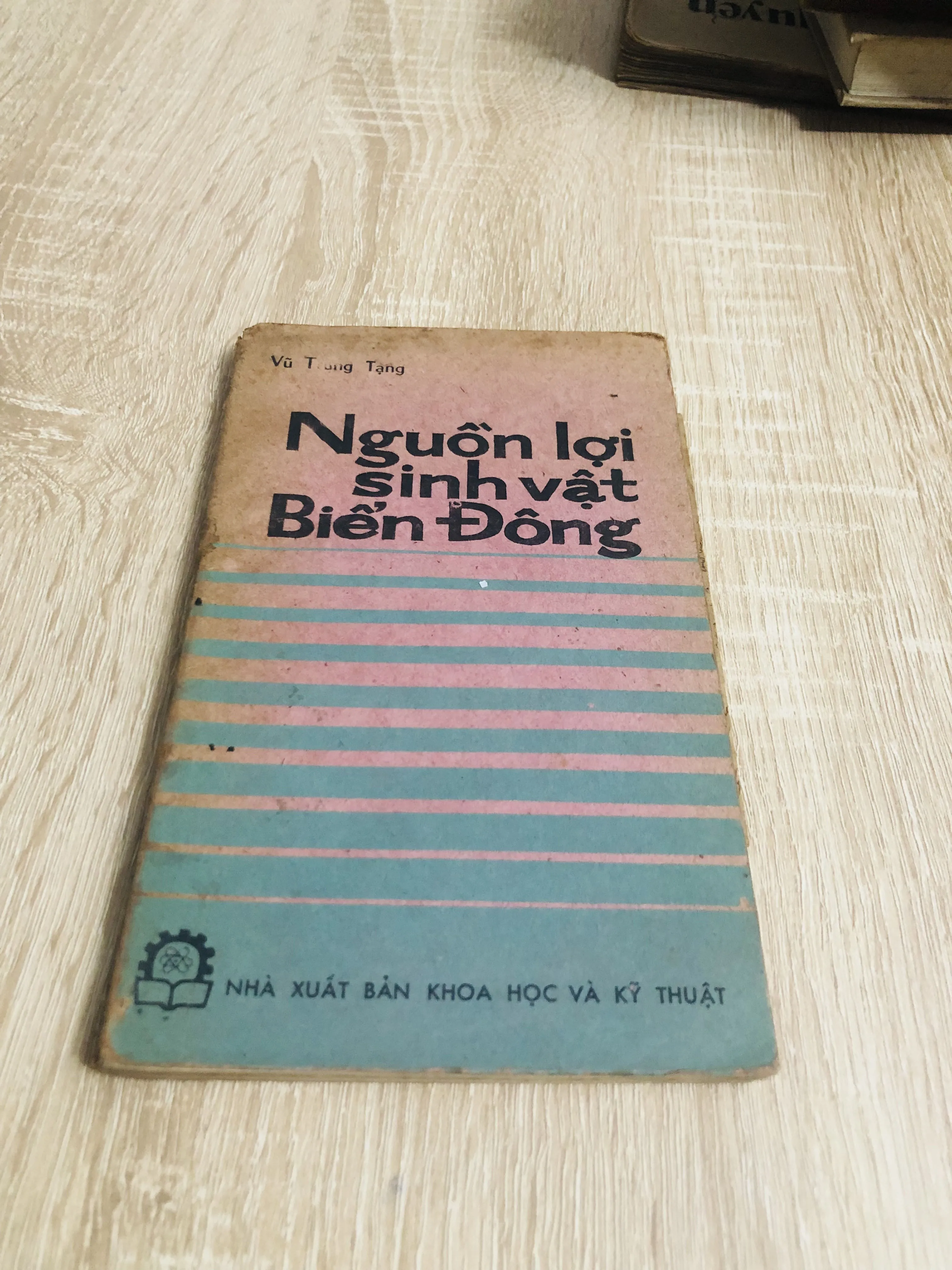 NGUỒN SINH VẬT BIỂN ĐÔNG