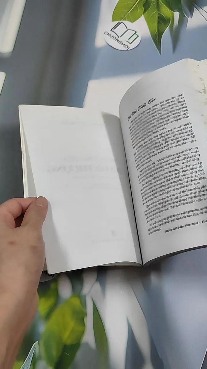 Con Đường Đến Tự Do Vô Thượng - Đạt Lai Lạt Ma XIV 776186