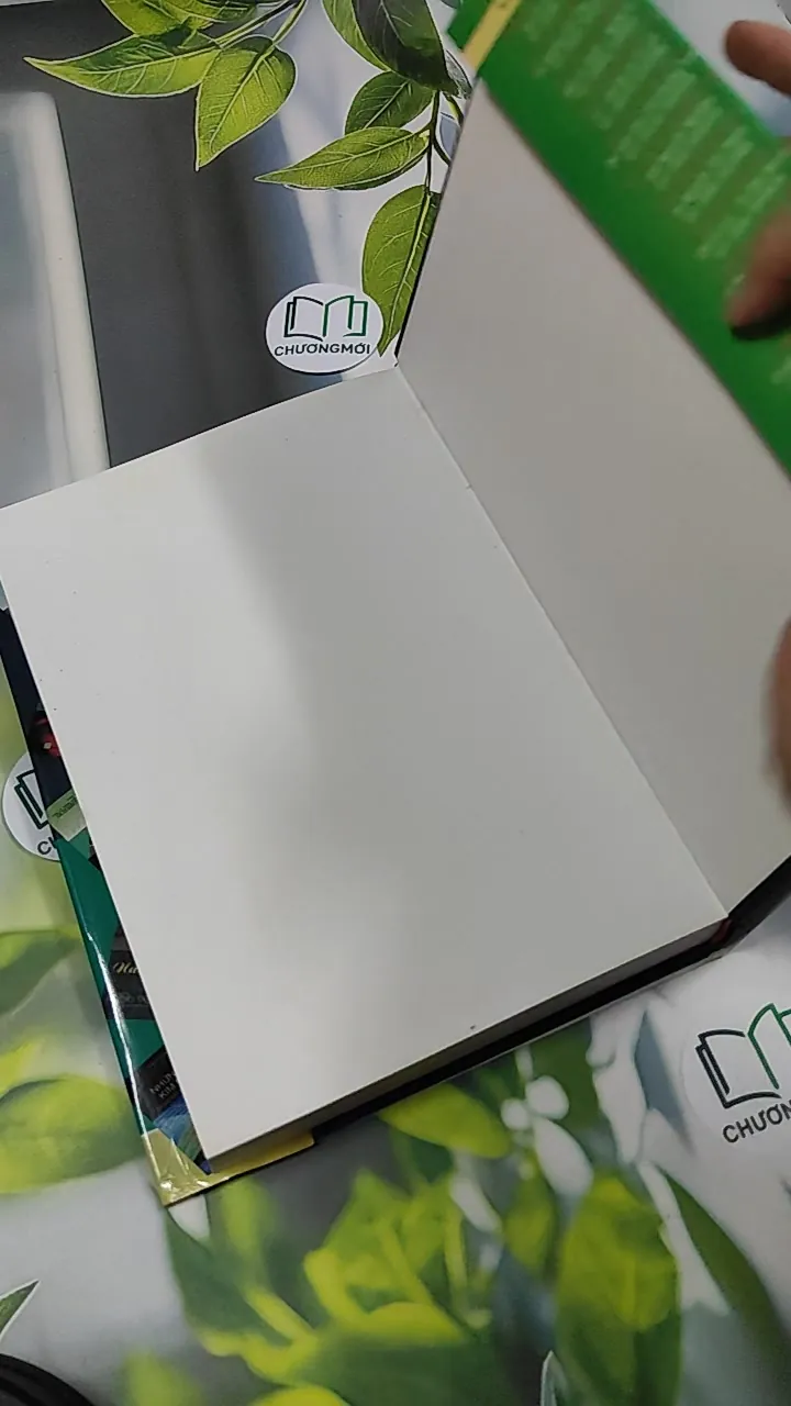 [MIỄN PHÍ BỌC SÁCH] Sưu Tập Tiền Giấy Tiêu Biểu Việt Nam Và Quốc Tế - Thiên Kim 750845