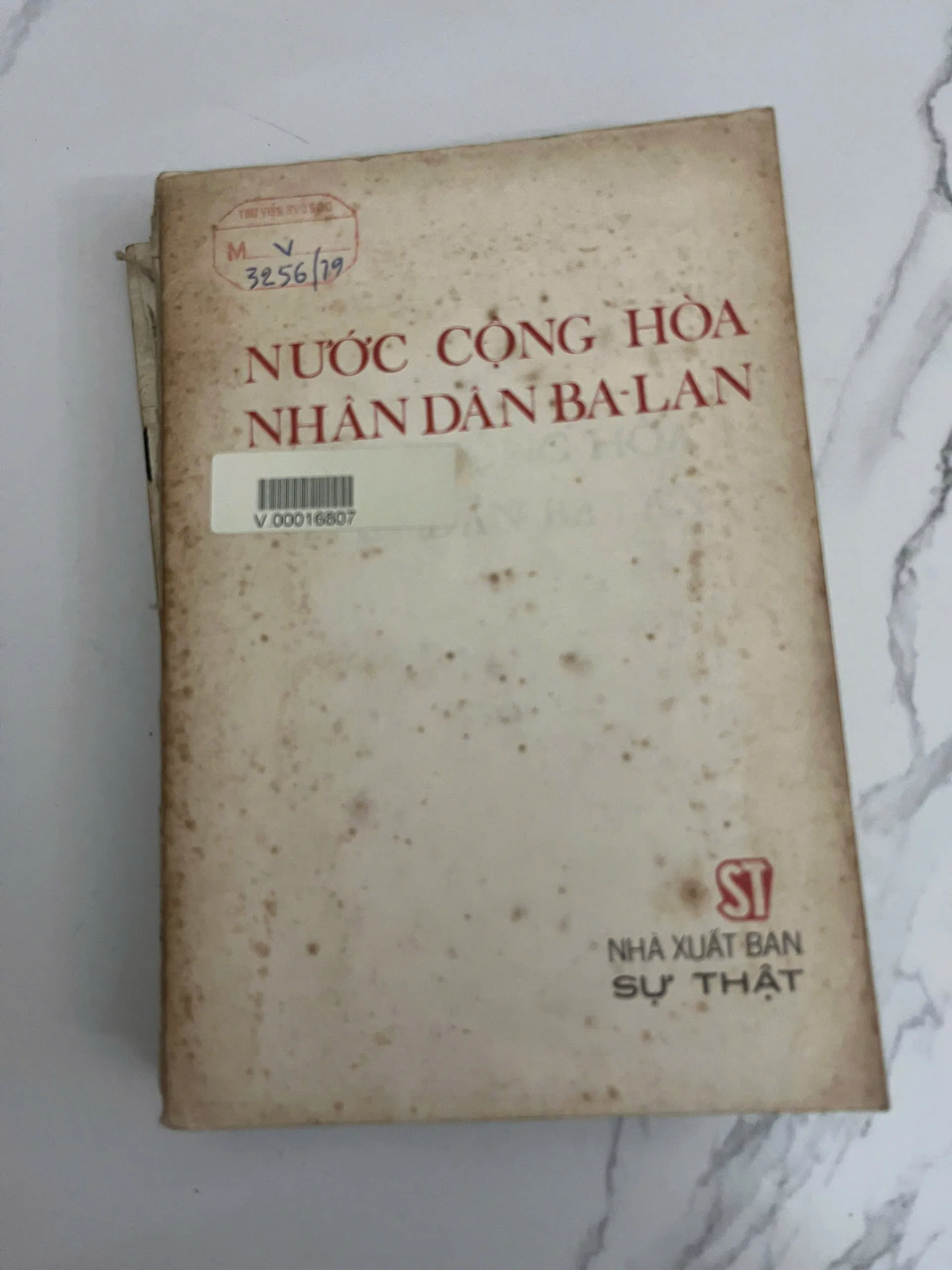Nước Cộng hòa Nhân dân Ba Lan — Nhà xuất bản Sự Thật