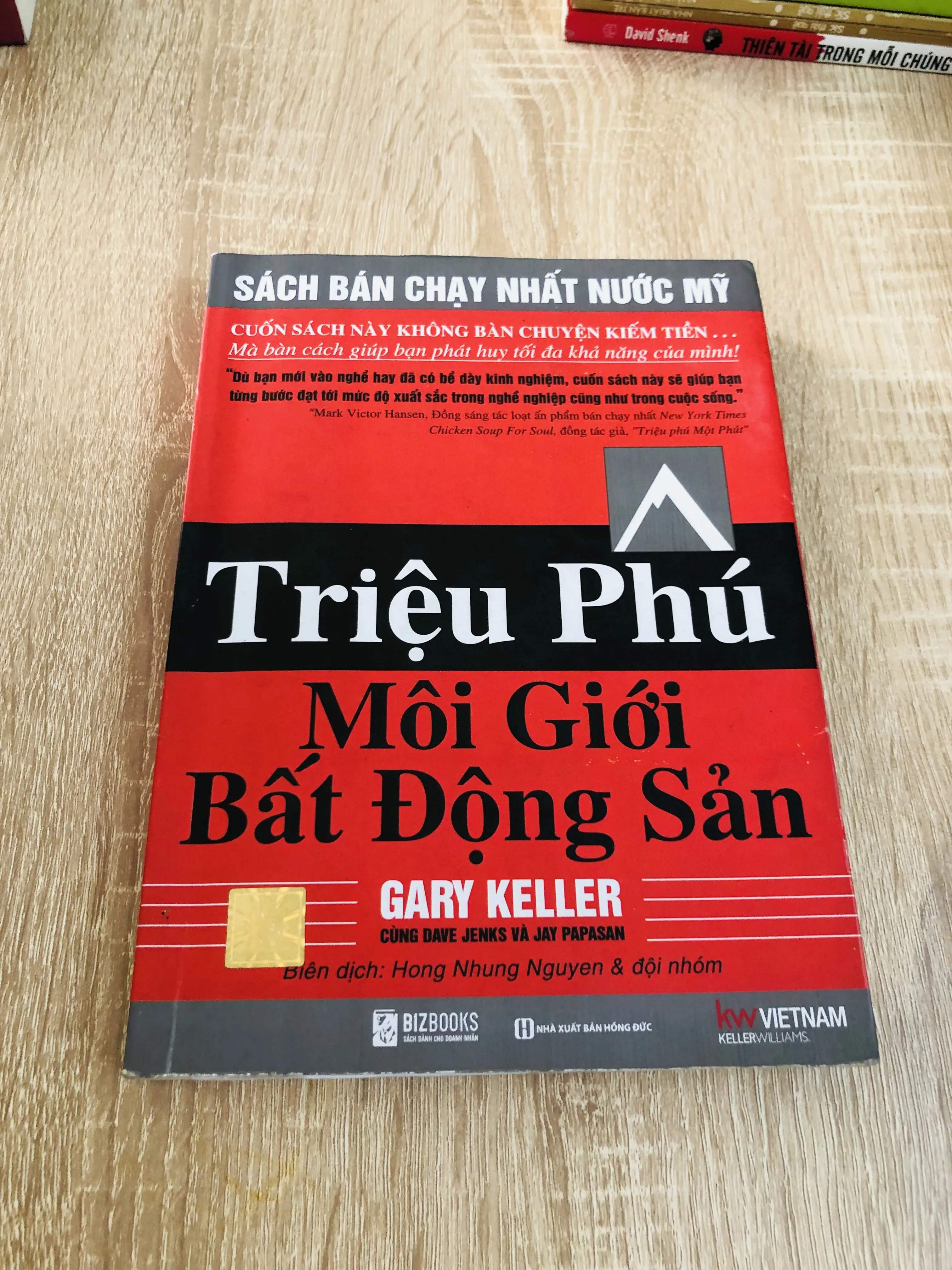 Triệu Phú Môi Giới Bất Động Sản Tác giả: Gary Keller (cùng Dave Jenks & Jay Papasan) 
