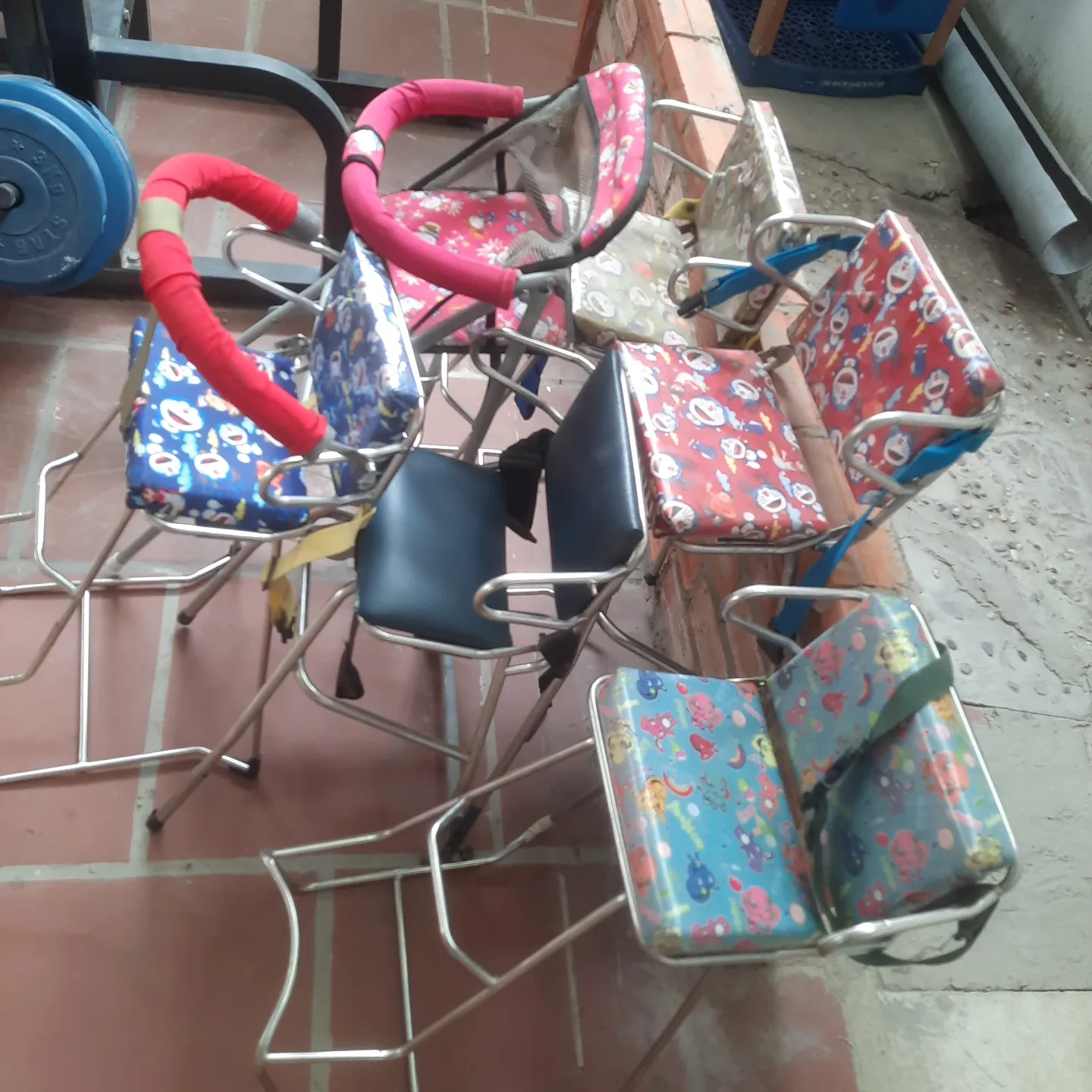 Ghế ngồi xe chở bé