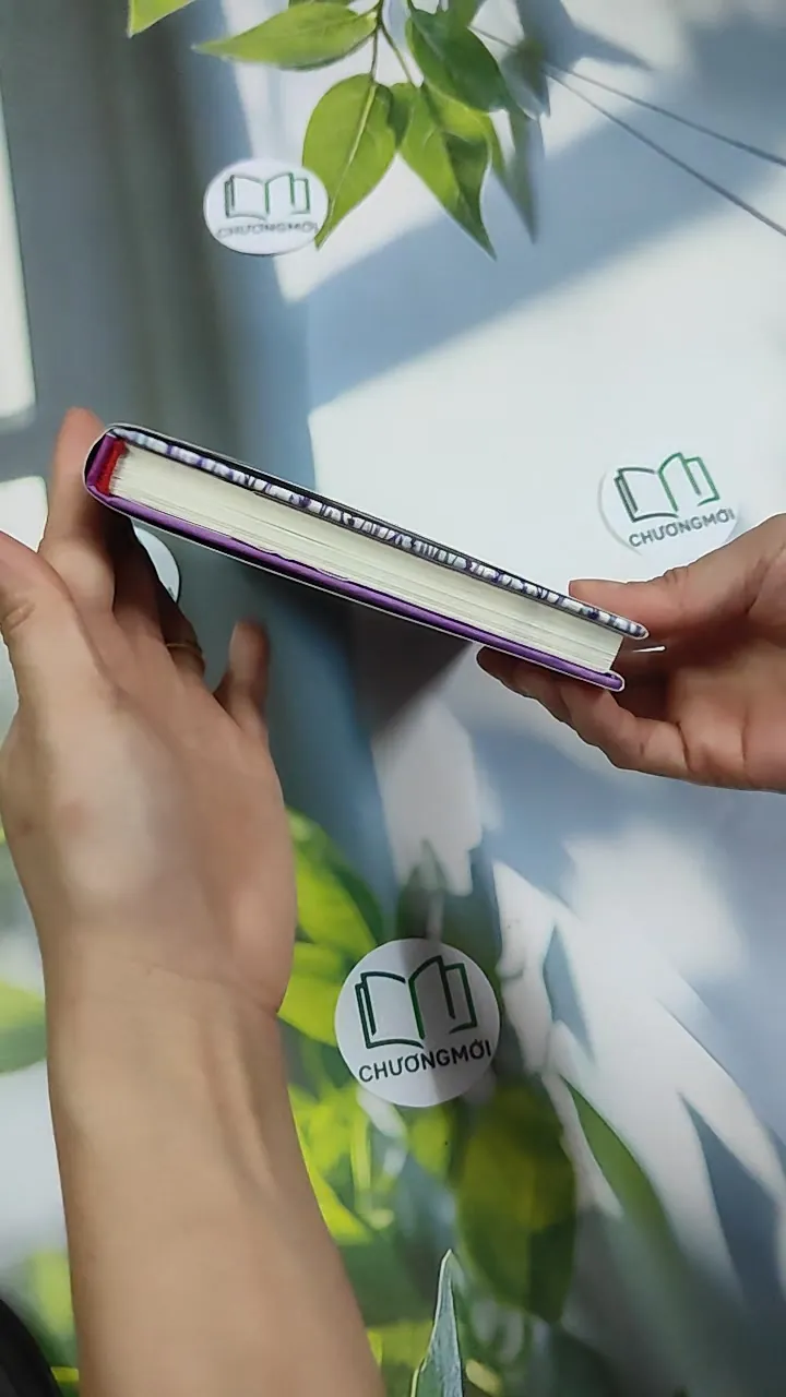 [MIỄN PHÍ BỌC SÁCH] Truyện Ngắn Con Bướm Tím - Rệp Nâu 750814