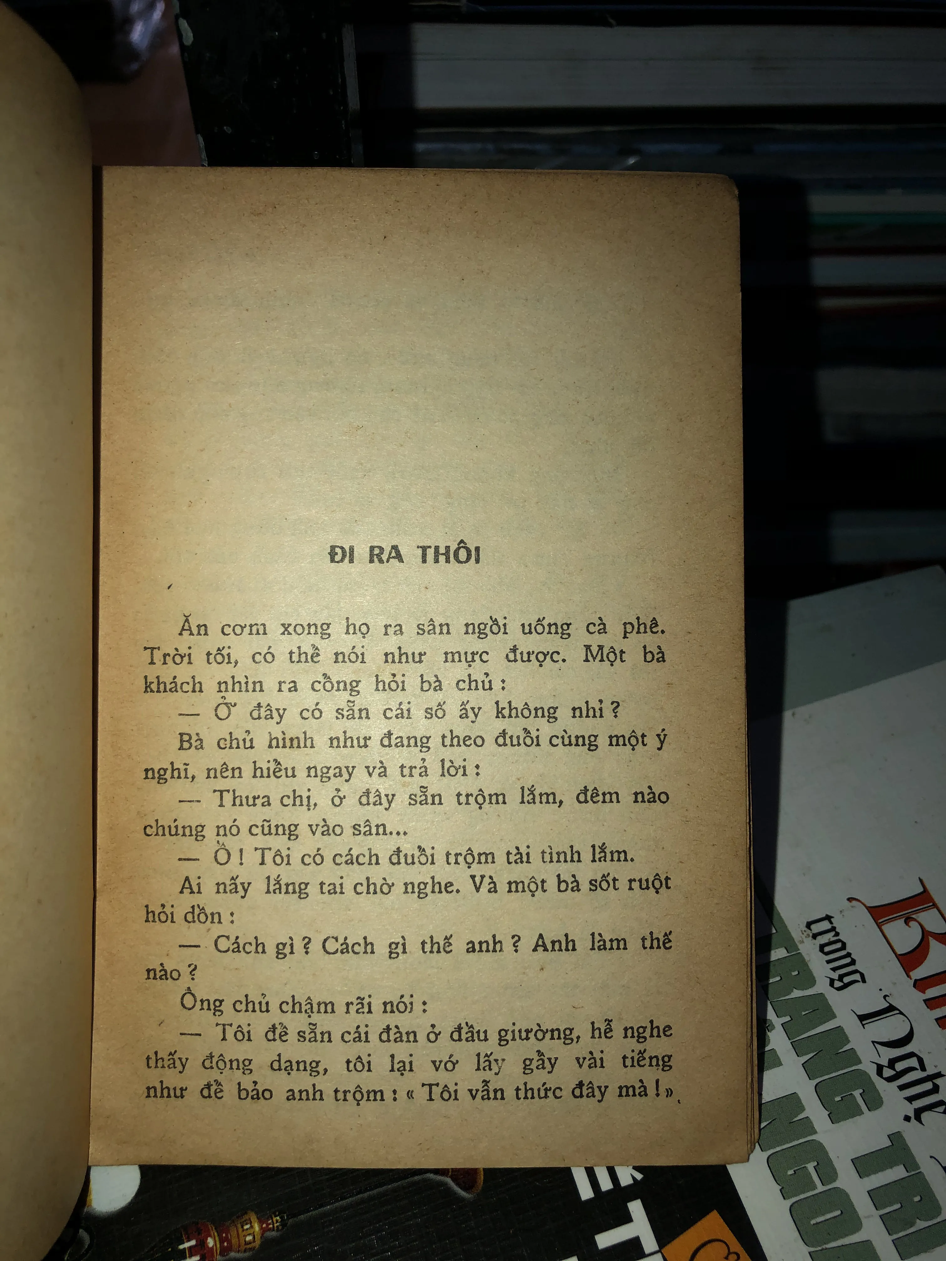 Đội mũ lệch - Khái Hưng 1001348