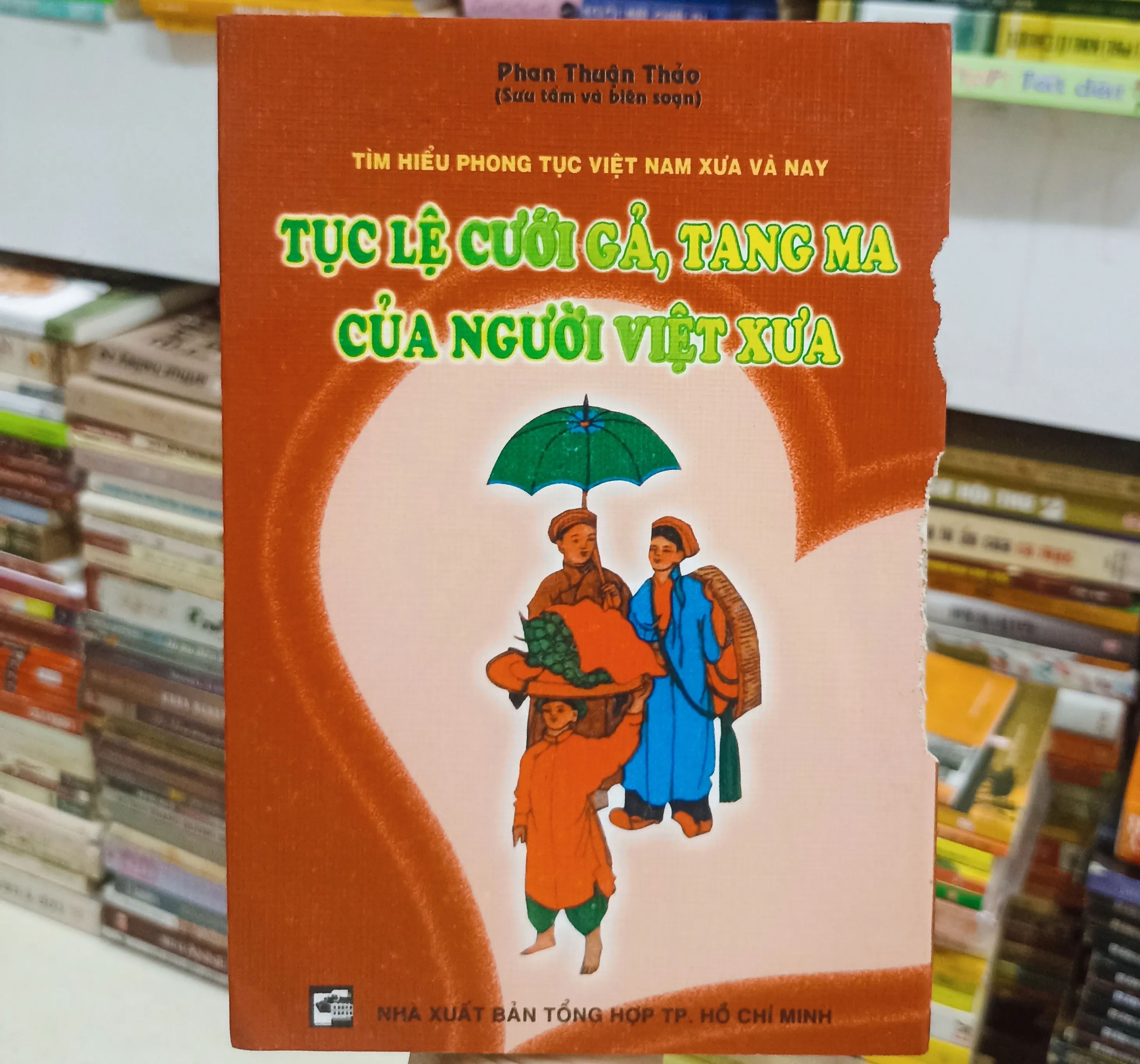 Tục lệ cưới gả, tang mà của người Việt xa 🌻