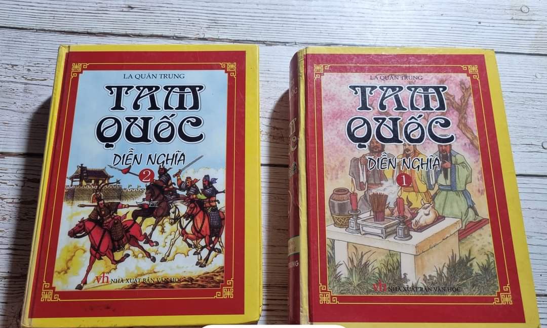 Tam quốc diễn nghĩa
Bản dịch của Phan Kế Bính 
Bùi Kỷ hiệu đính
Nxb Văn học 2005
 Bìa cứng