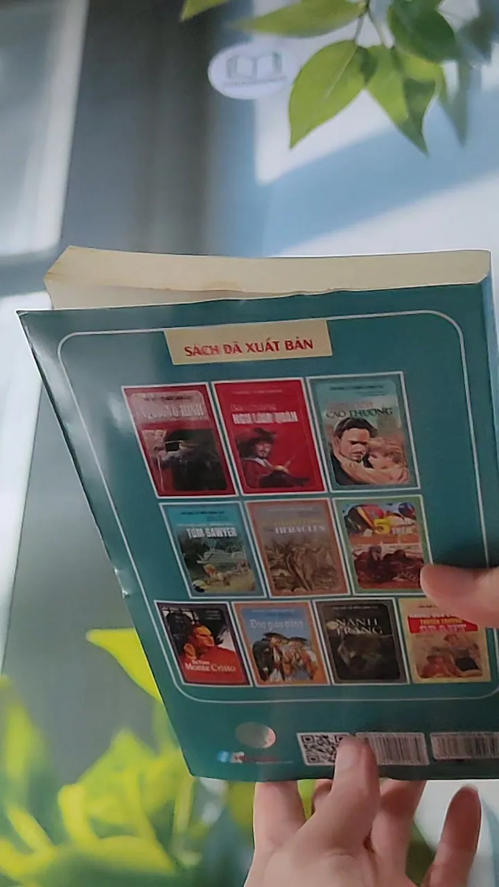 Thằng gù nhà thờ Đức Bà - Victor Hugo 607753