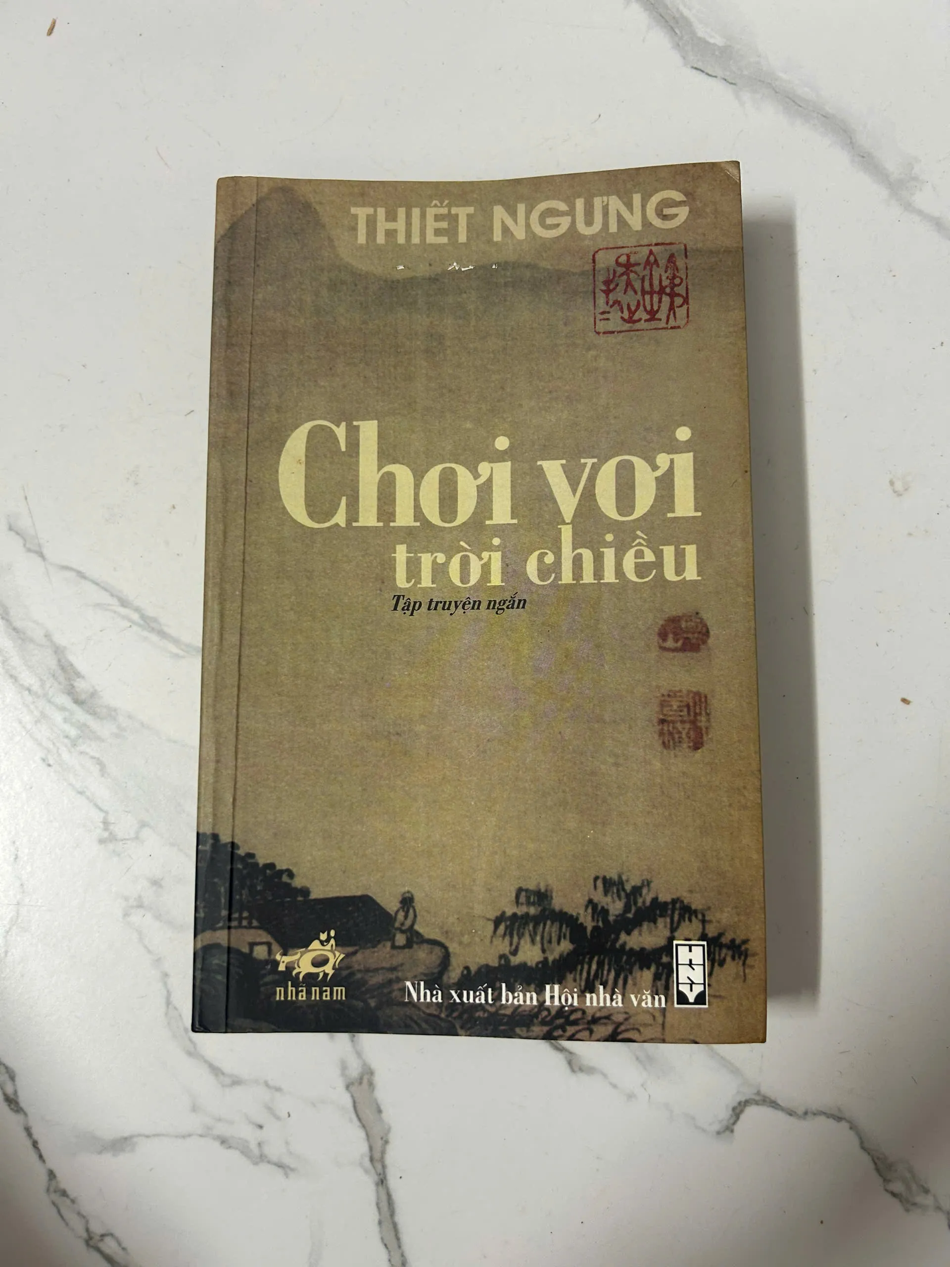 Chơi vơi trời chiều - Thiết Ngưng