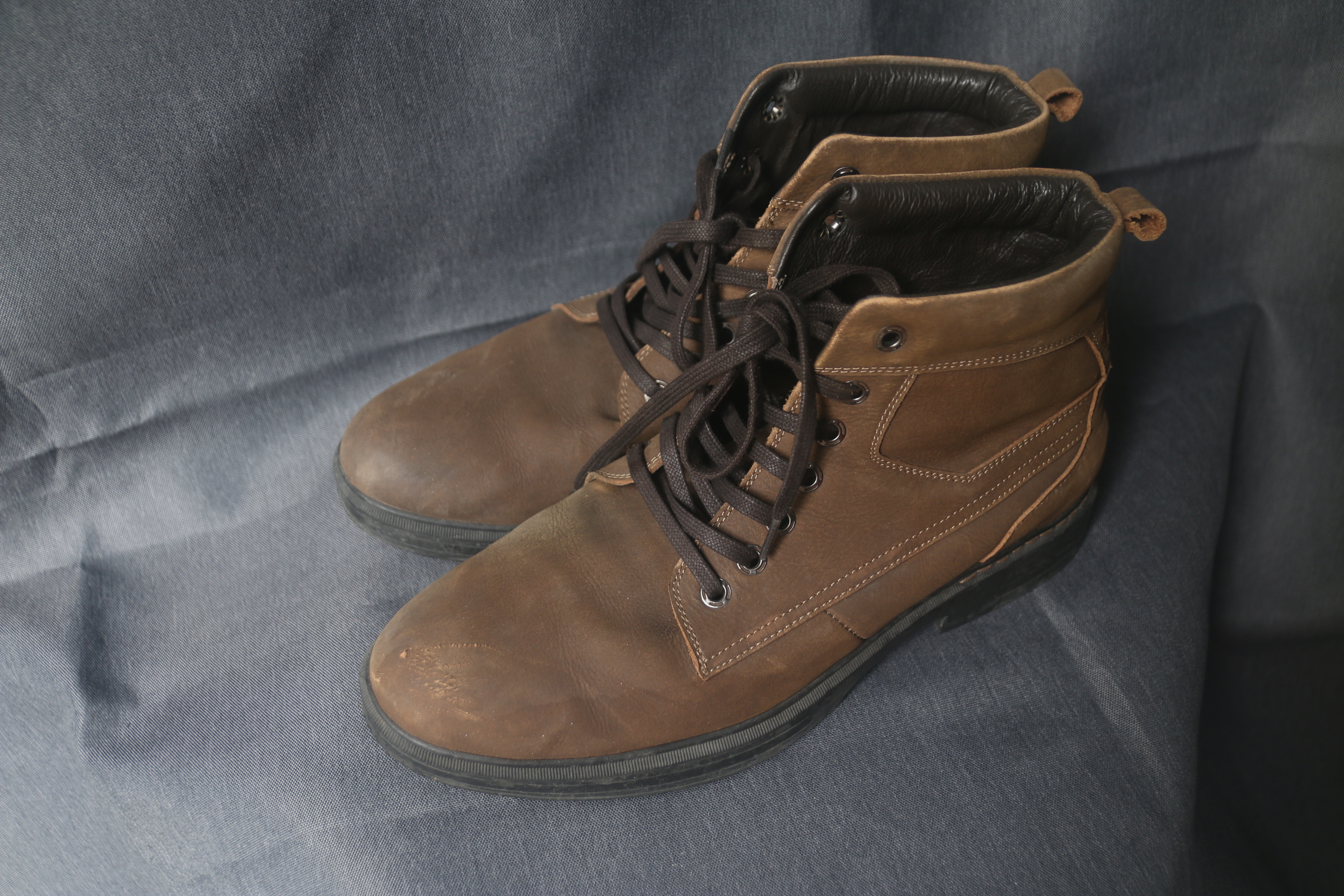 Giày Boot Da Bò Thật size 41-42 536305