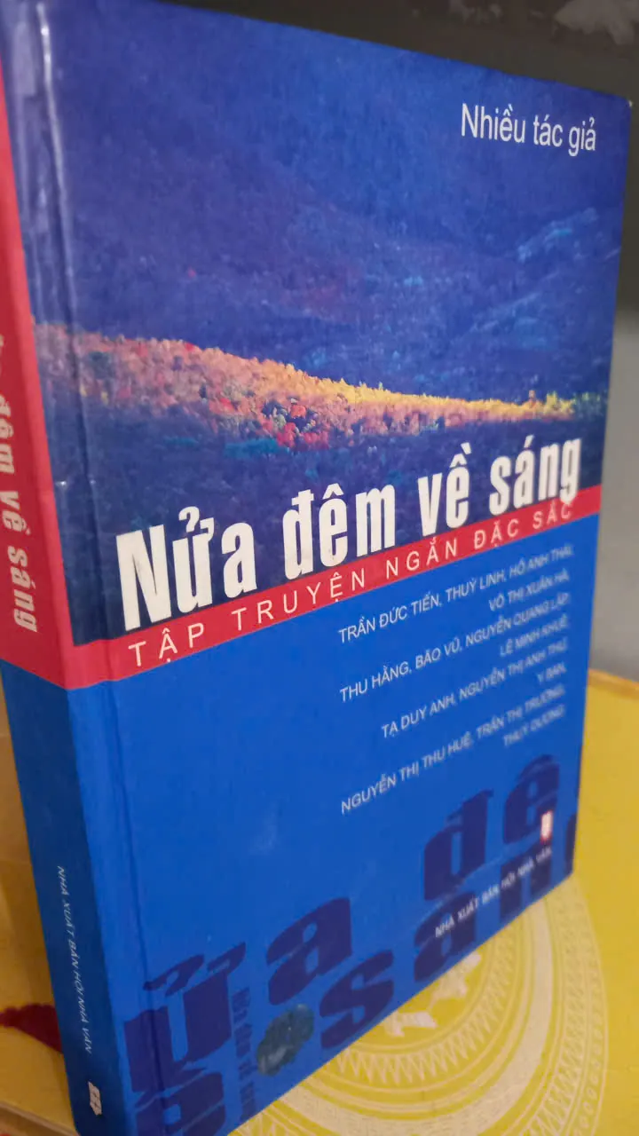 nửa đêm về sáng