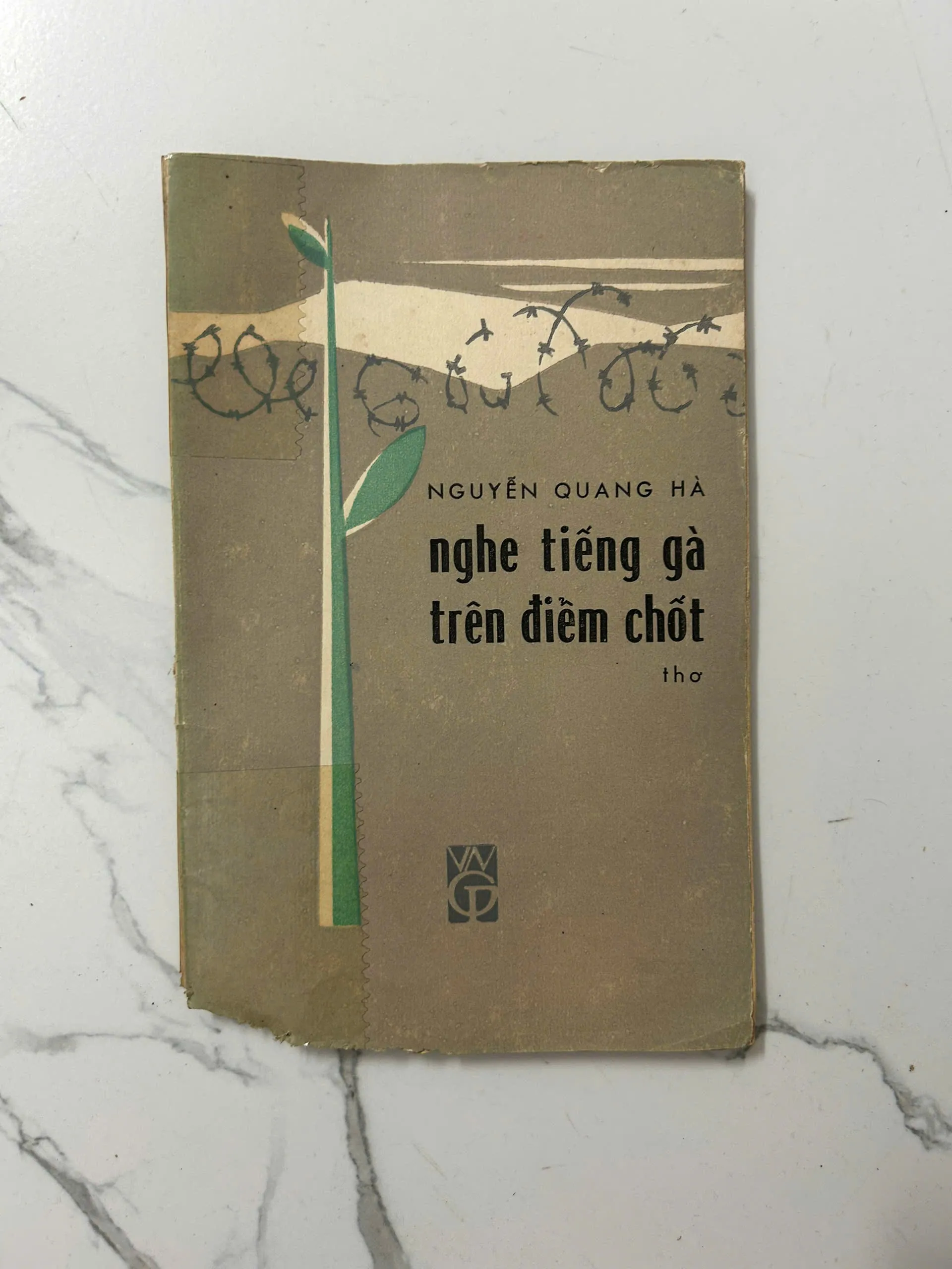 Nghe tiếng gà trên điểm chốt – Nguyễn Quang Hà