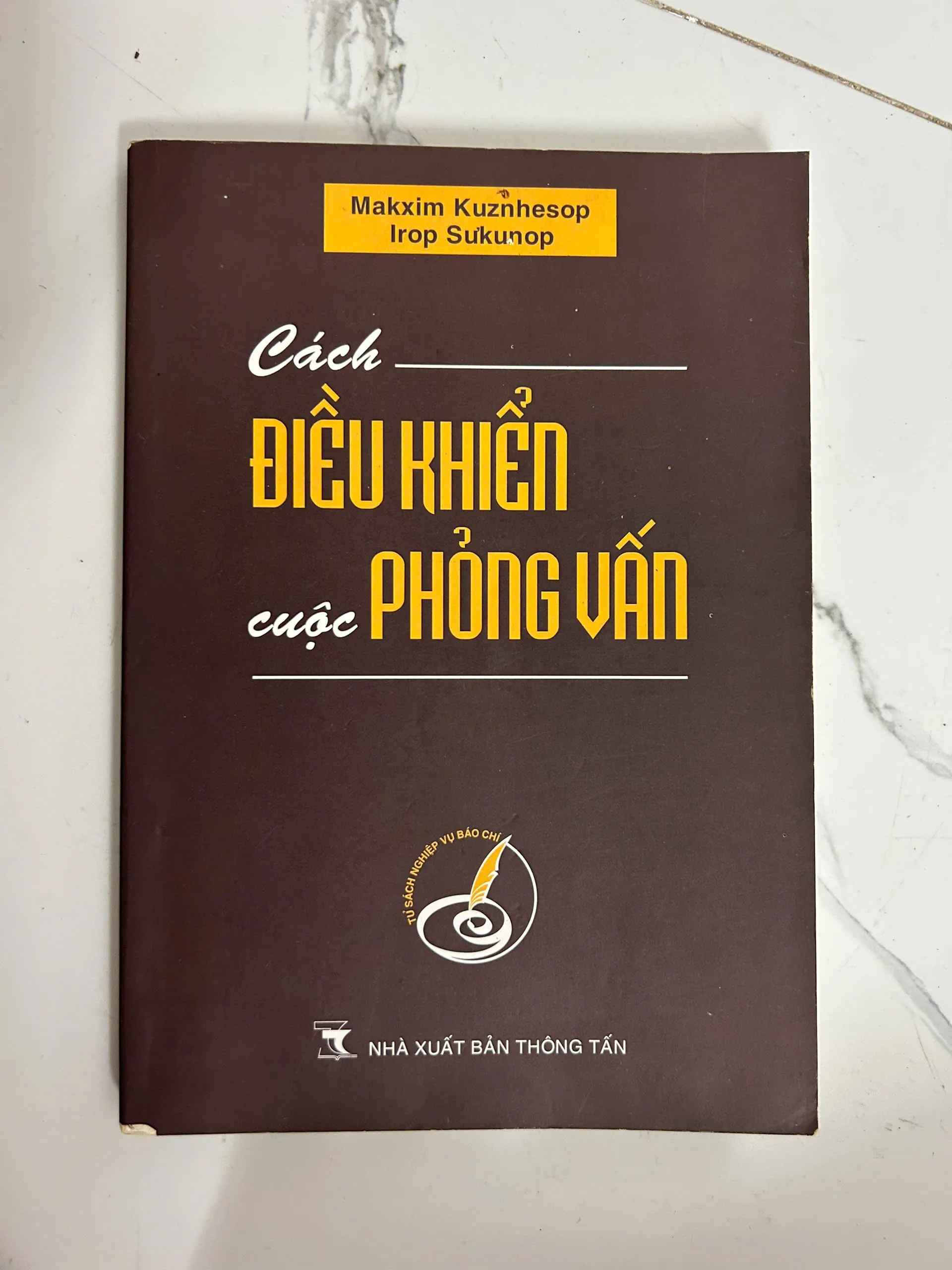 Cách điều khiển cuộc phỏng vấn - Makxim Kuznhesop, Irop Sukunop - Nghiệp vụ báo chí