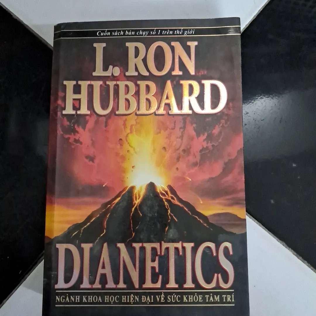 DIANETICS 