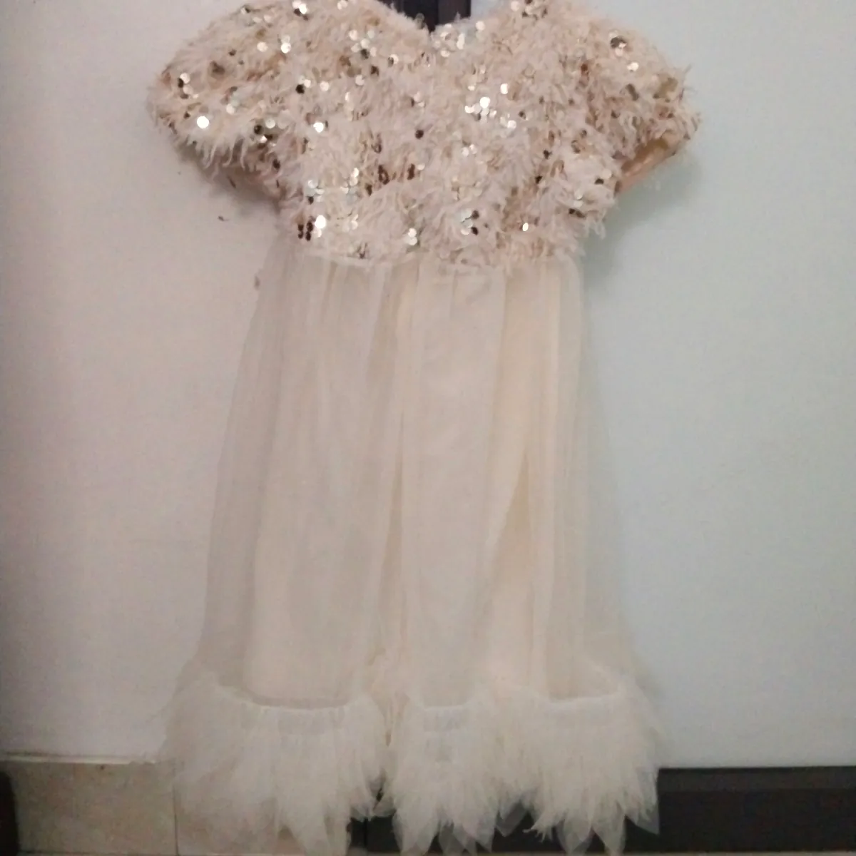 váy cho bé từ 24 đến 27kg