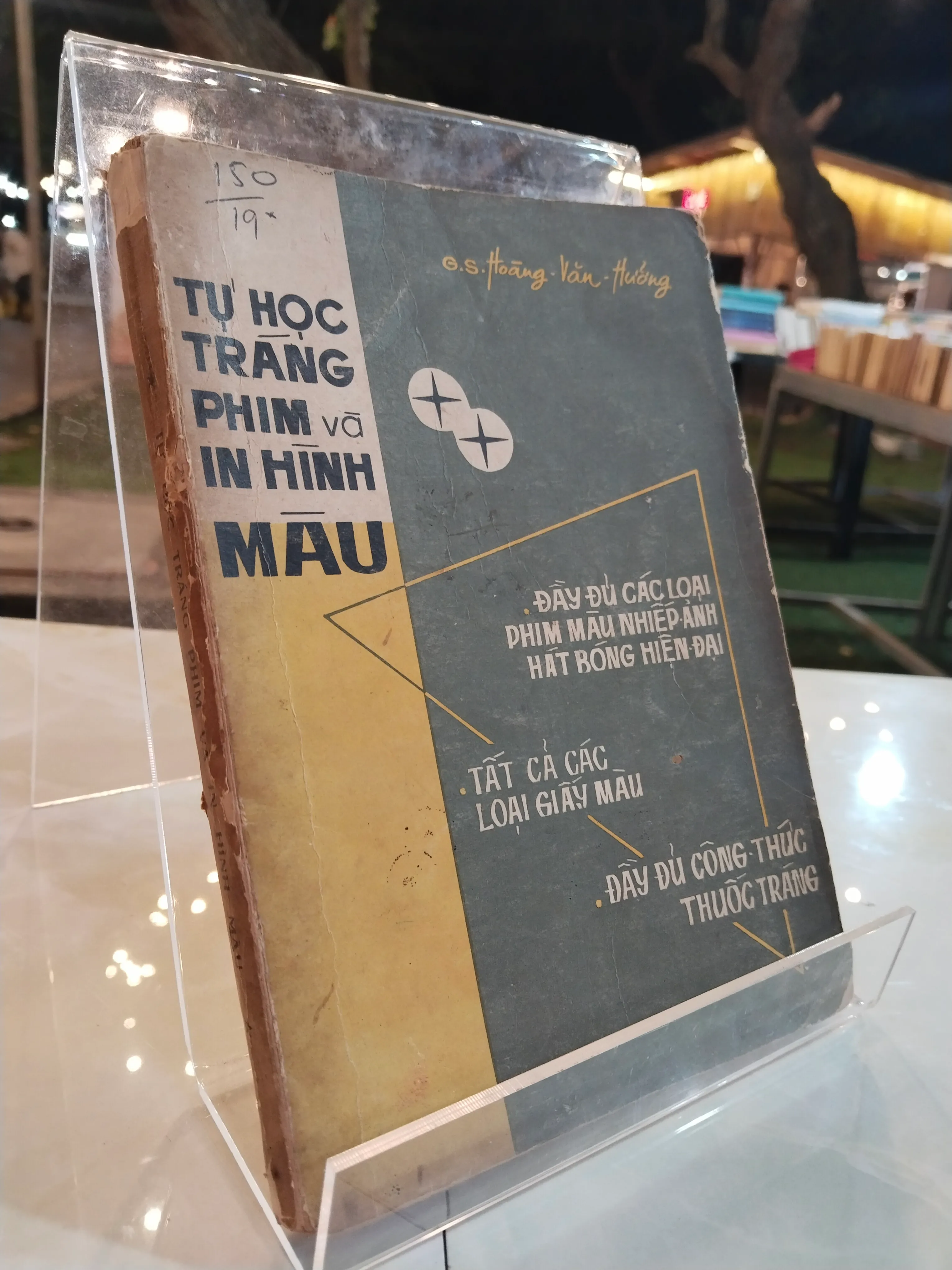 TỰ HỌC TRÁNG PHIM VÀ IN HÌNH MÀU - HOÀNG VĂN HƯỞNG