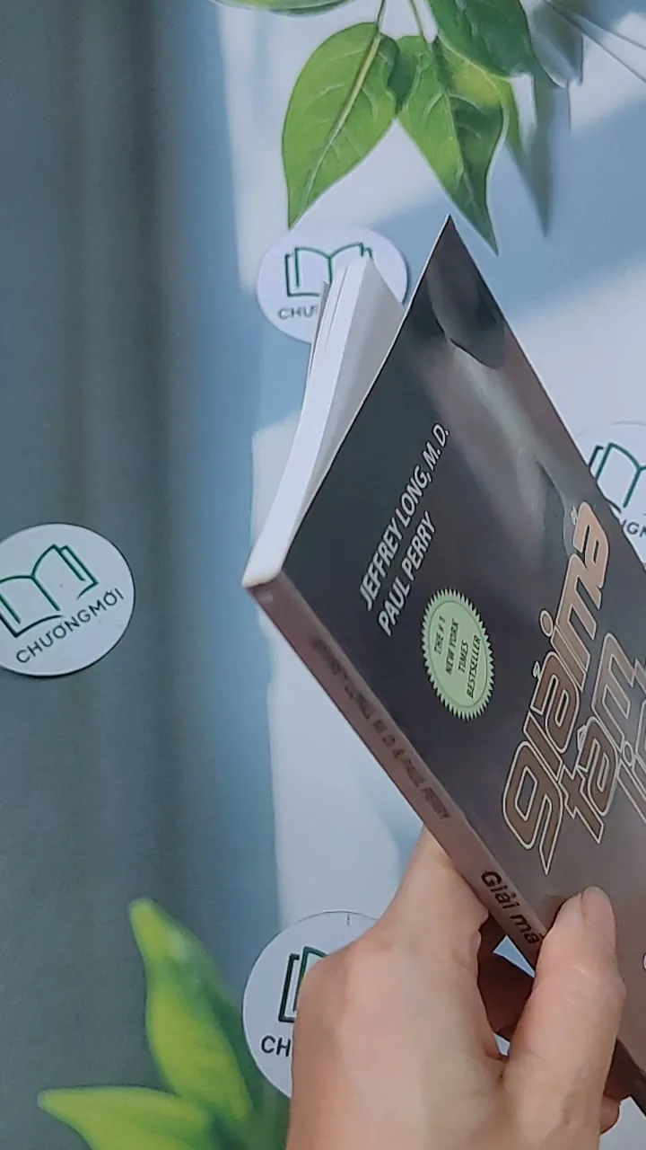 Giải mã tâm linh - Jeffrey Long 688519