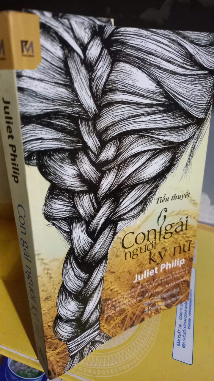 con gái người kỹ nữ