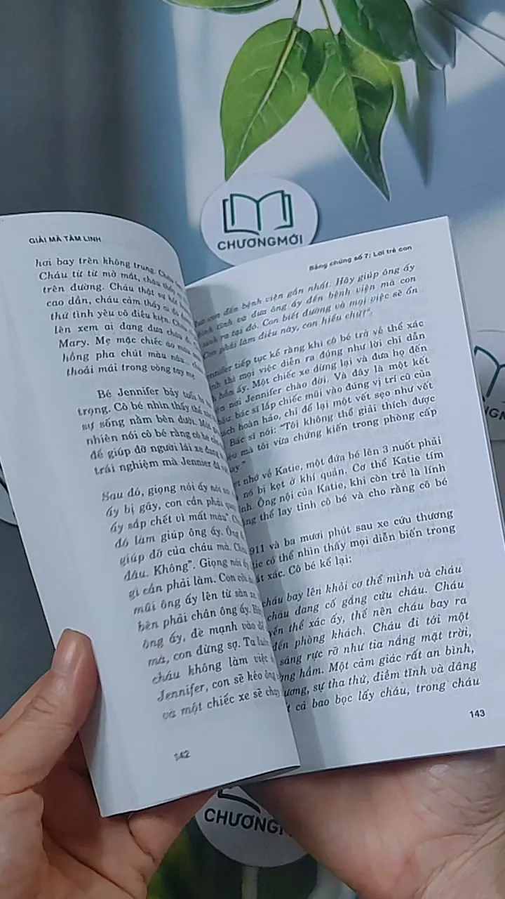 Giải mã tâm linh - Jeffrey Long 688519