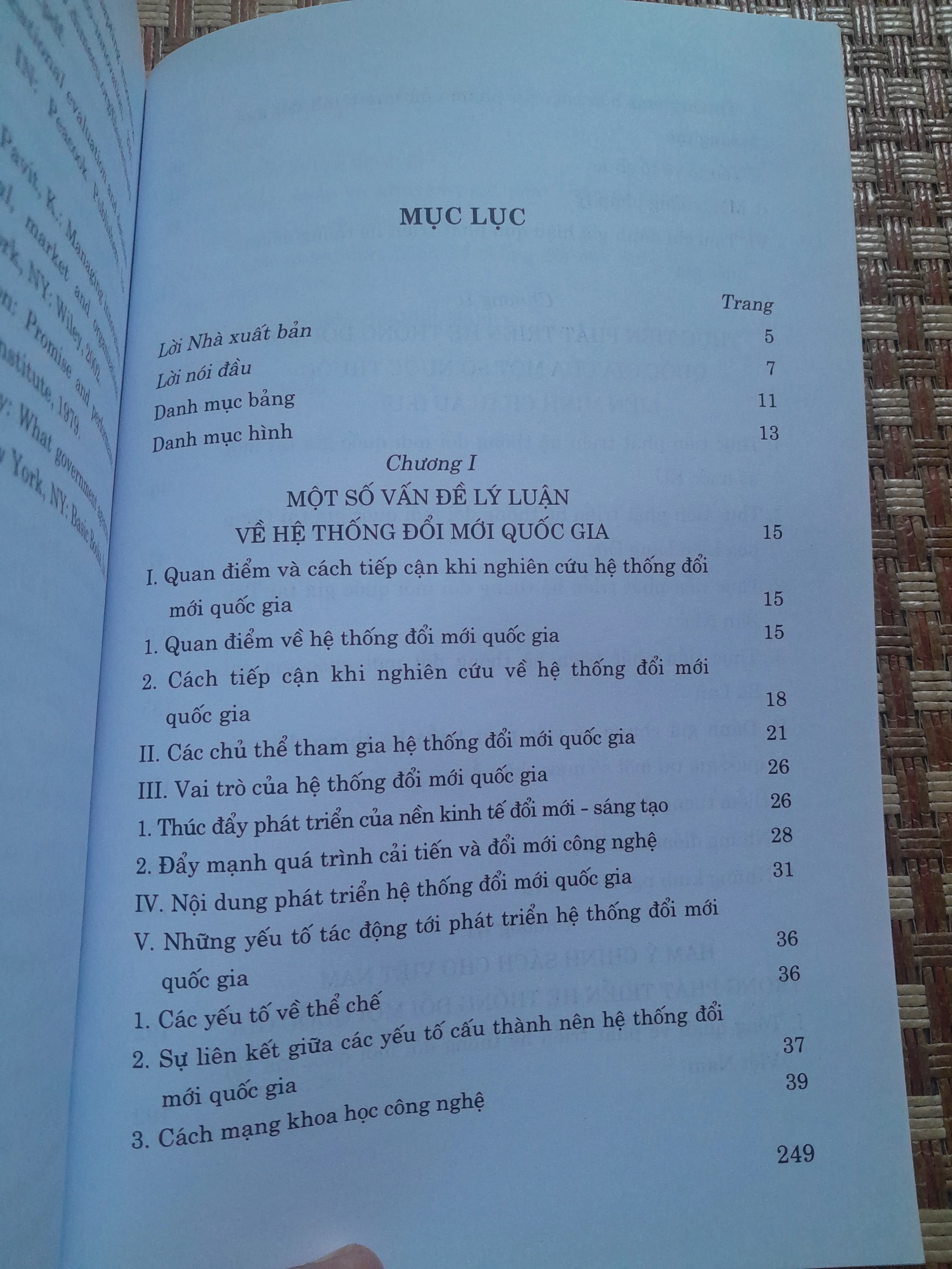 PHÁT TRIỂN HỆ THỐNG ĐỔI MỚI QUỐC GIA... 776078