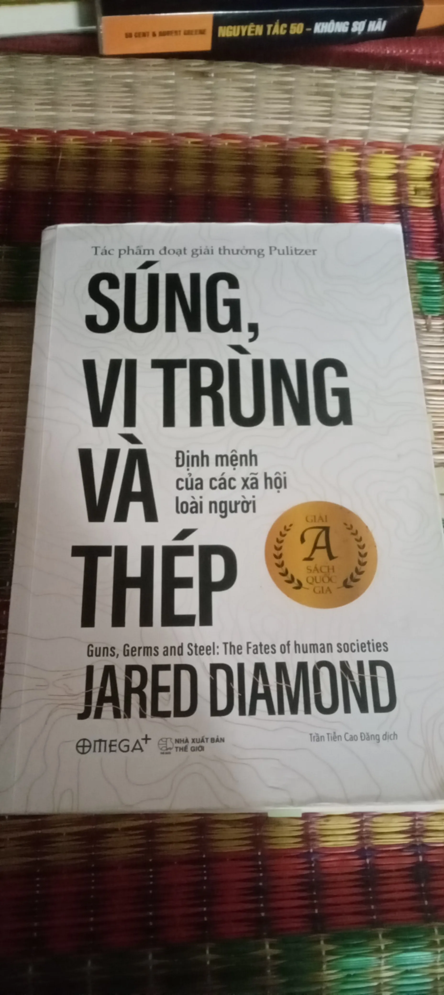 Sách Súng, Vi Trùng Và Thép - Jared Diamond mới 90%