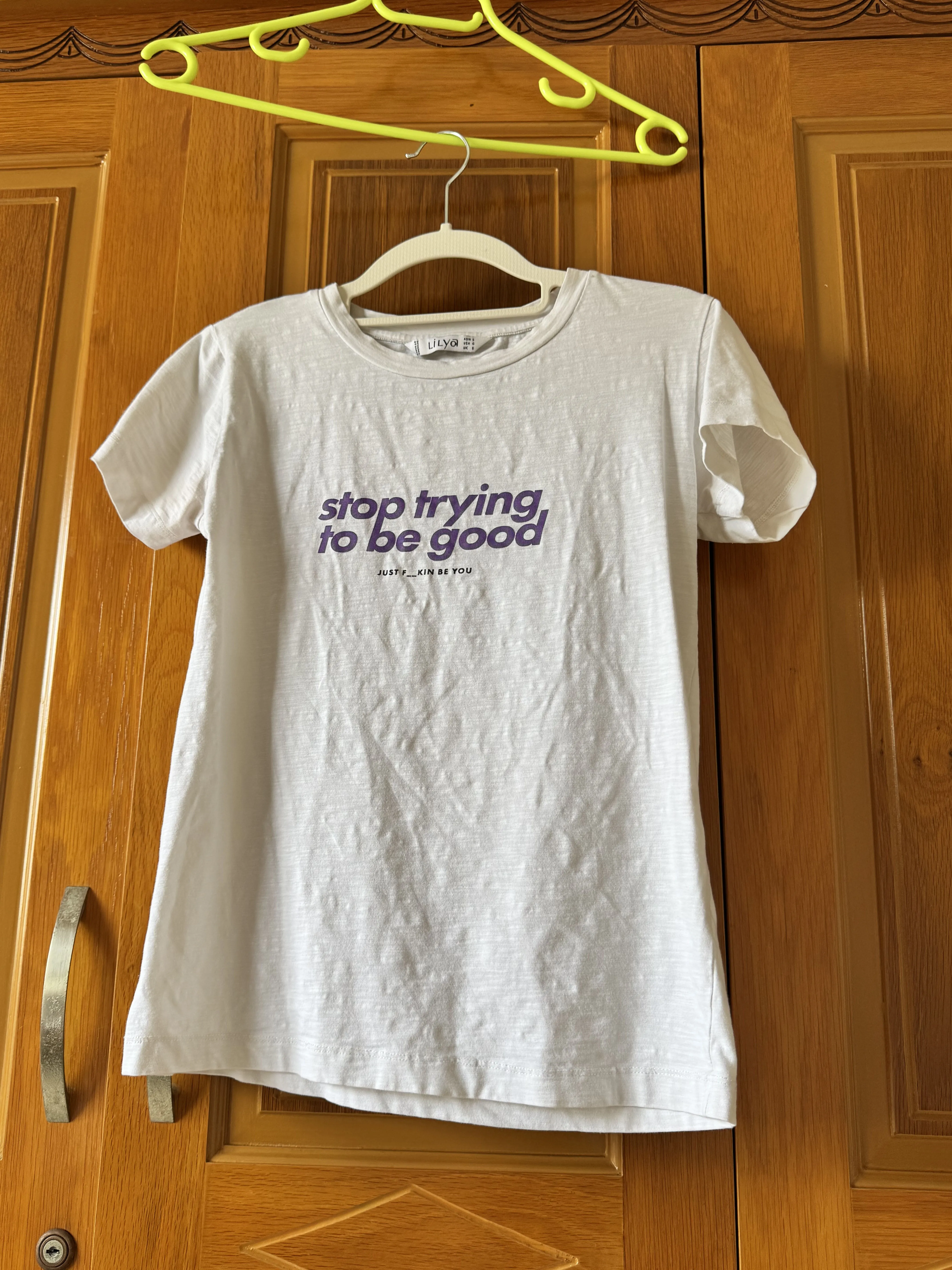 Áo thun nữ size M giá rẻ 1006002