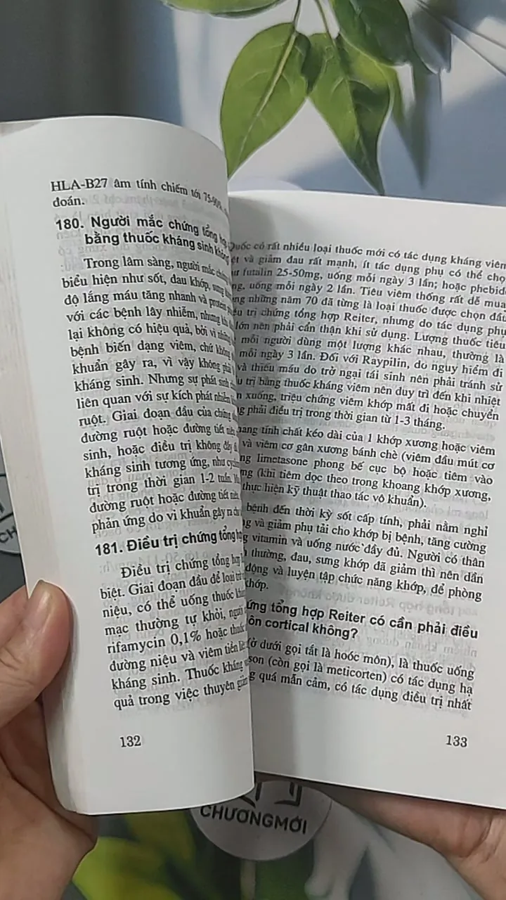 300 câu hỏi phòng chữa bệnh viêm khớp - Thi Quế Anh 688502