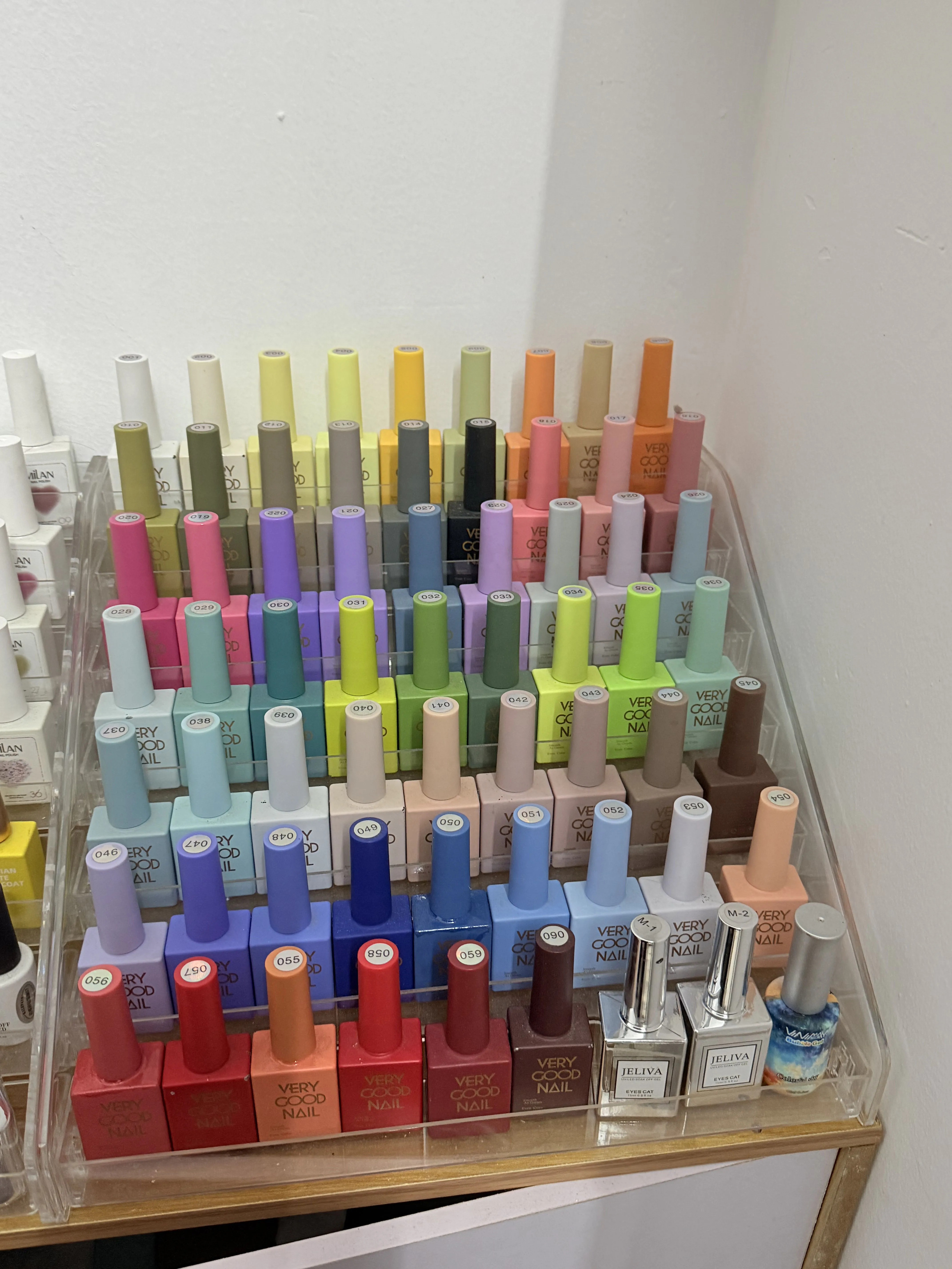 4 bộ sơn gel , thạch trong , thạch mù , mắt mèo kèm bản màu đầy đủ , tặng kệ 999817