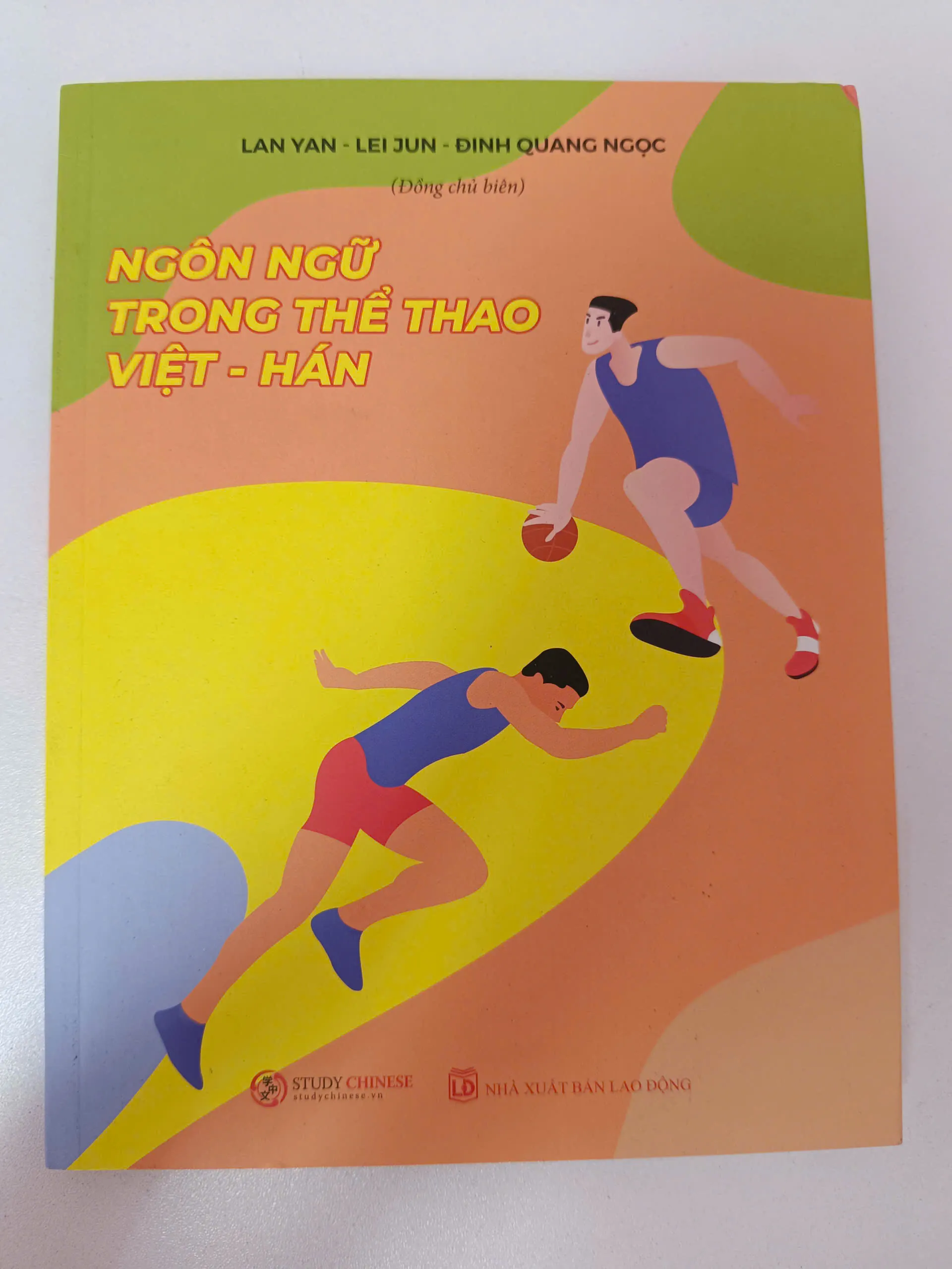Ngôn ngữ trong thể thao Việt - Hán - Lan Yan - Lei Jun - Đinh Quang Ngọc