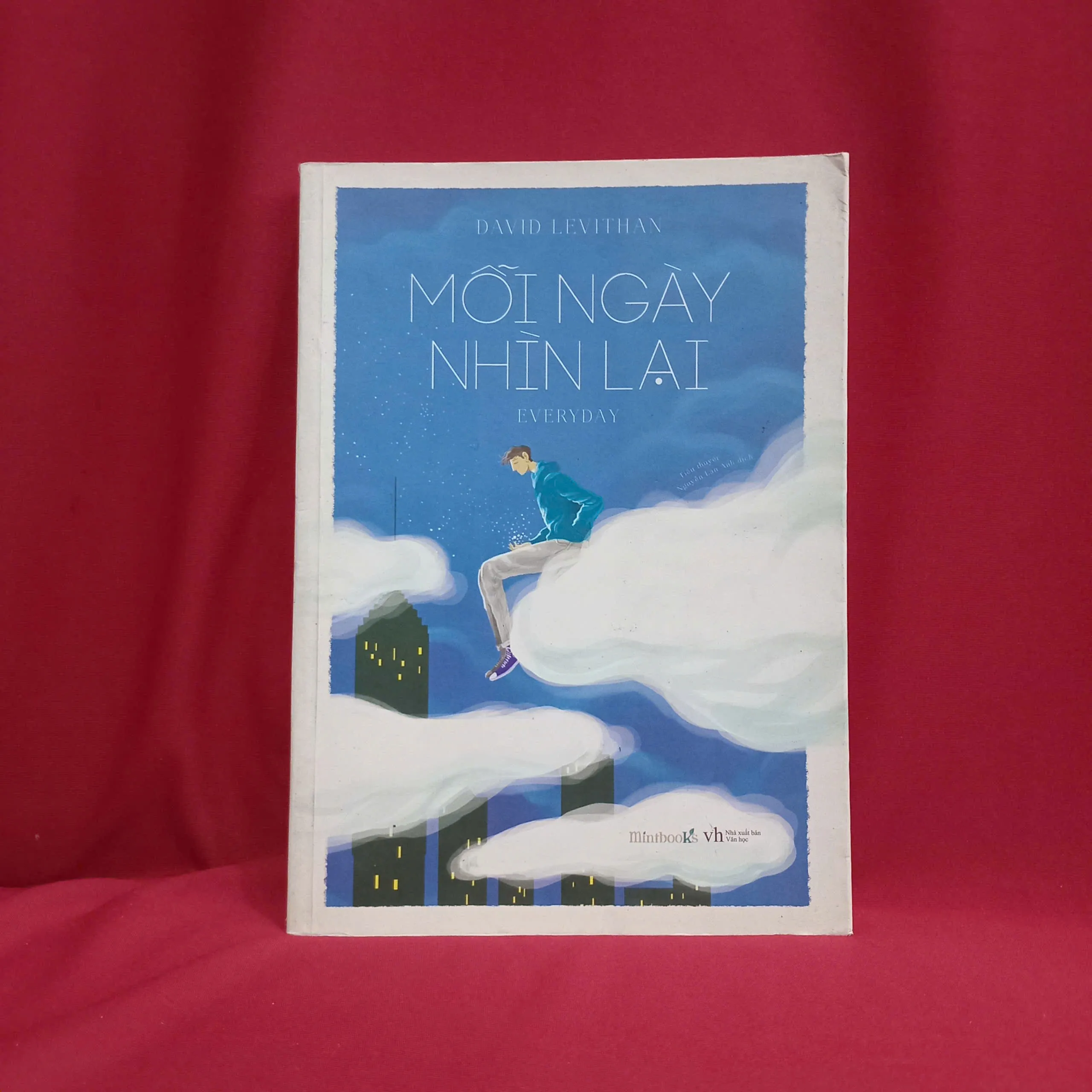 Mỗi ngày nhìn lại 📚