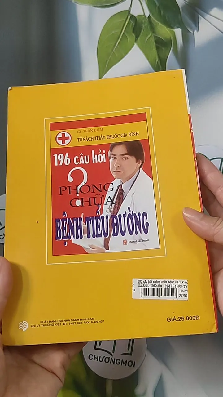 300 câu hỏi phòng chữa bệnh viêm khớp - Thi Quế Anh 688502