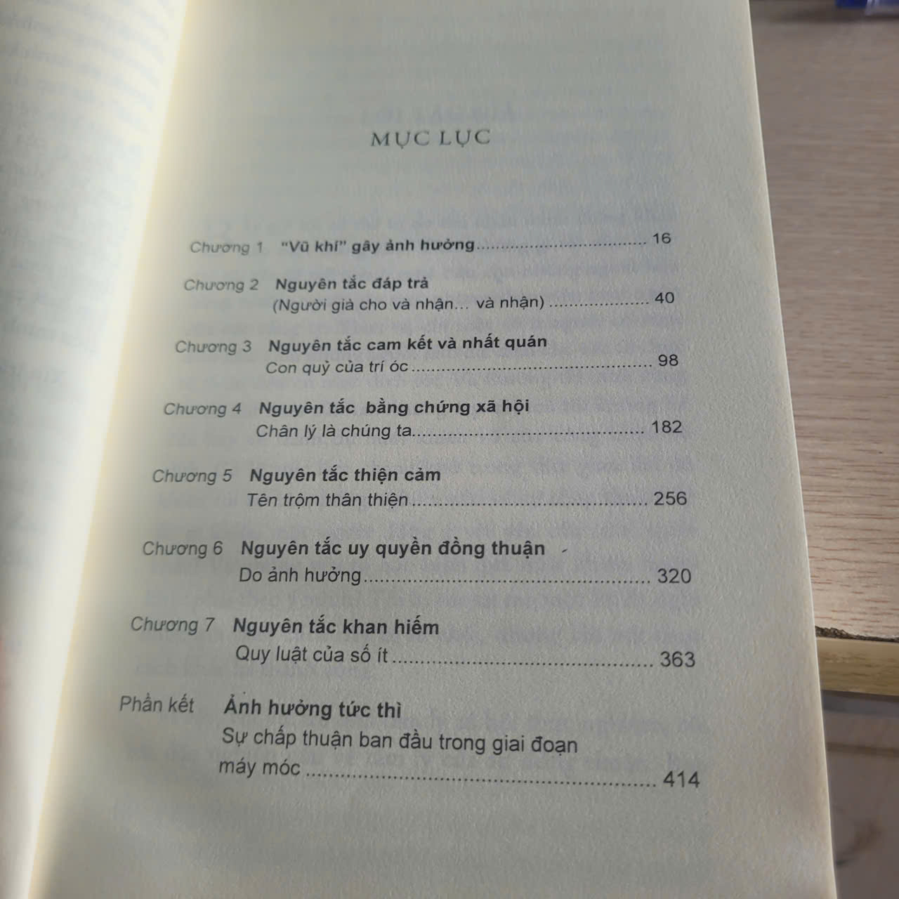Những Đòn Tâm Lý Trong Thuyết Phục	Robert B. Cialdini 522548