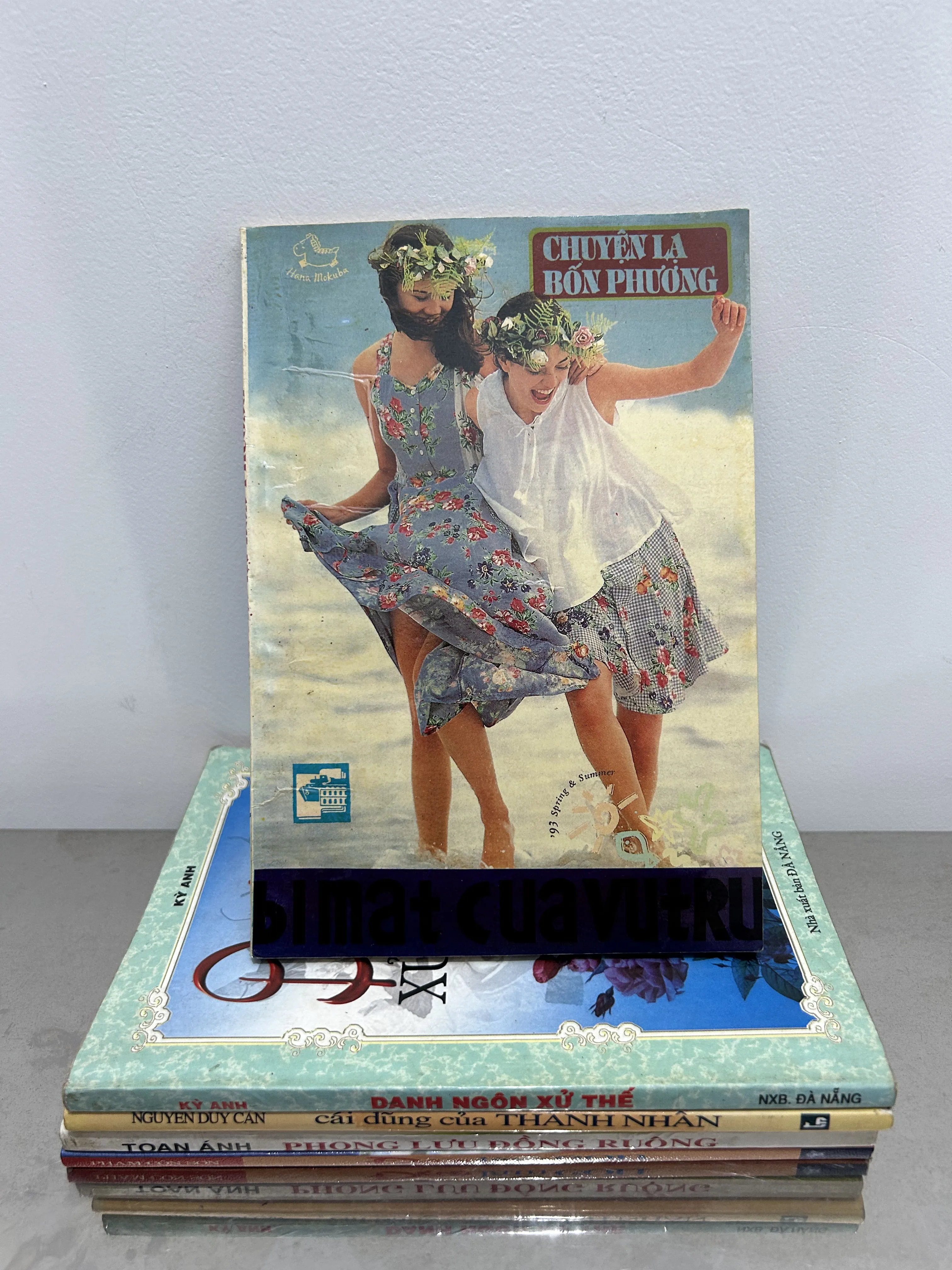 Chuyện lạ bốn phương