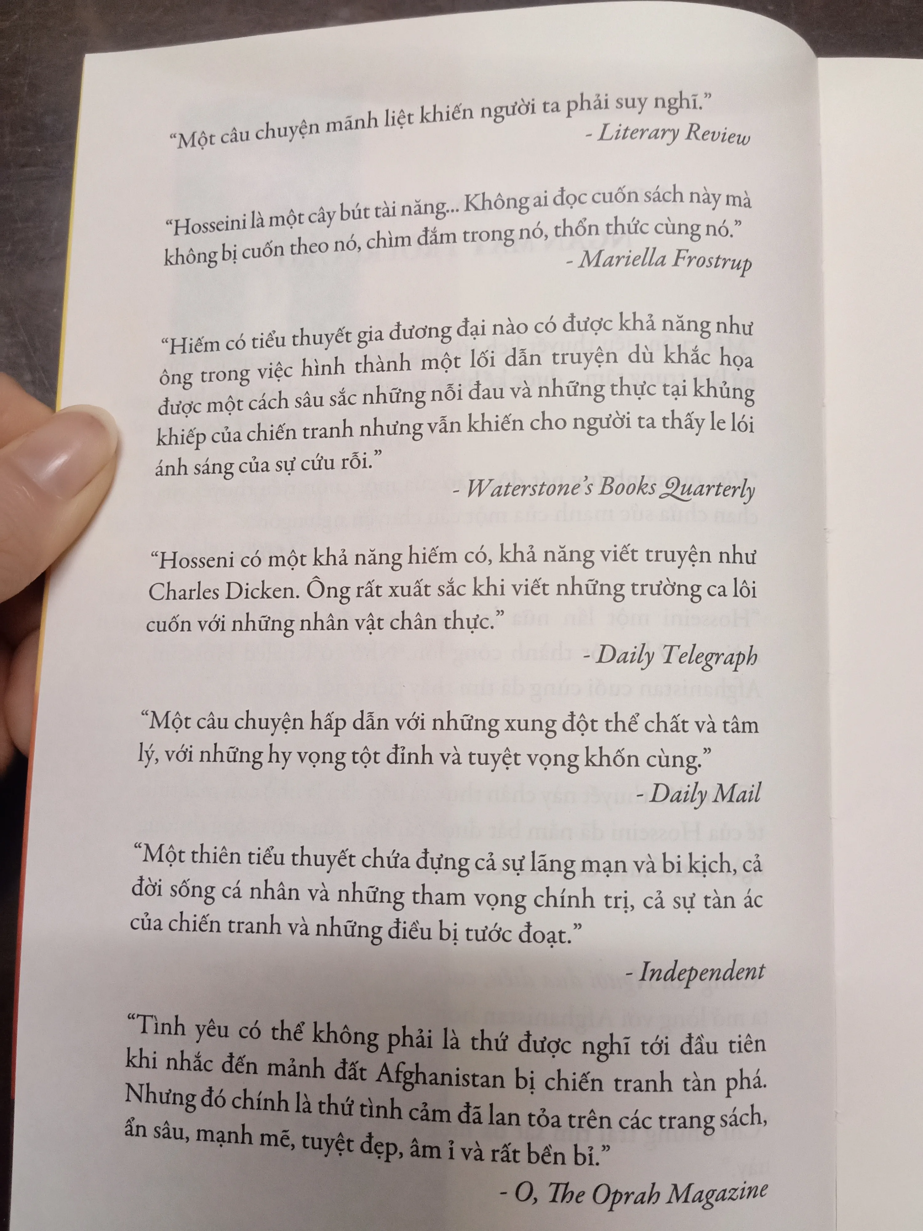 Ngàn mặt trời rực rỡ - Sách cũ 642576