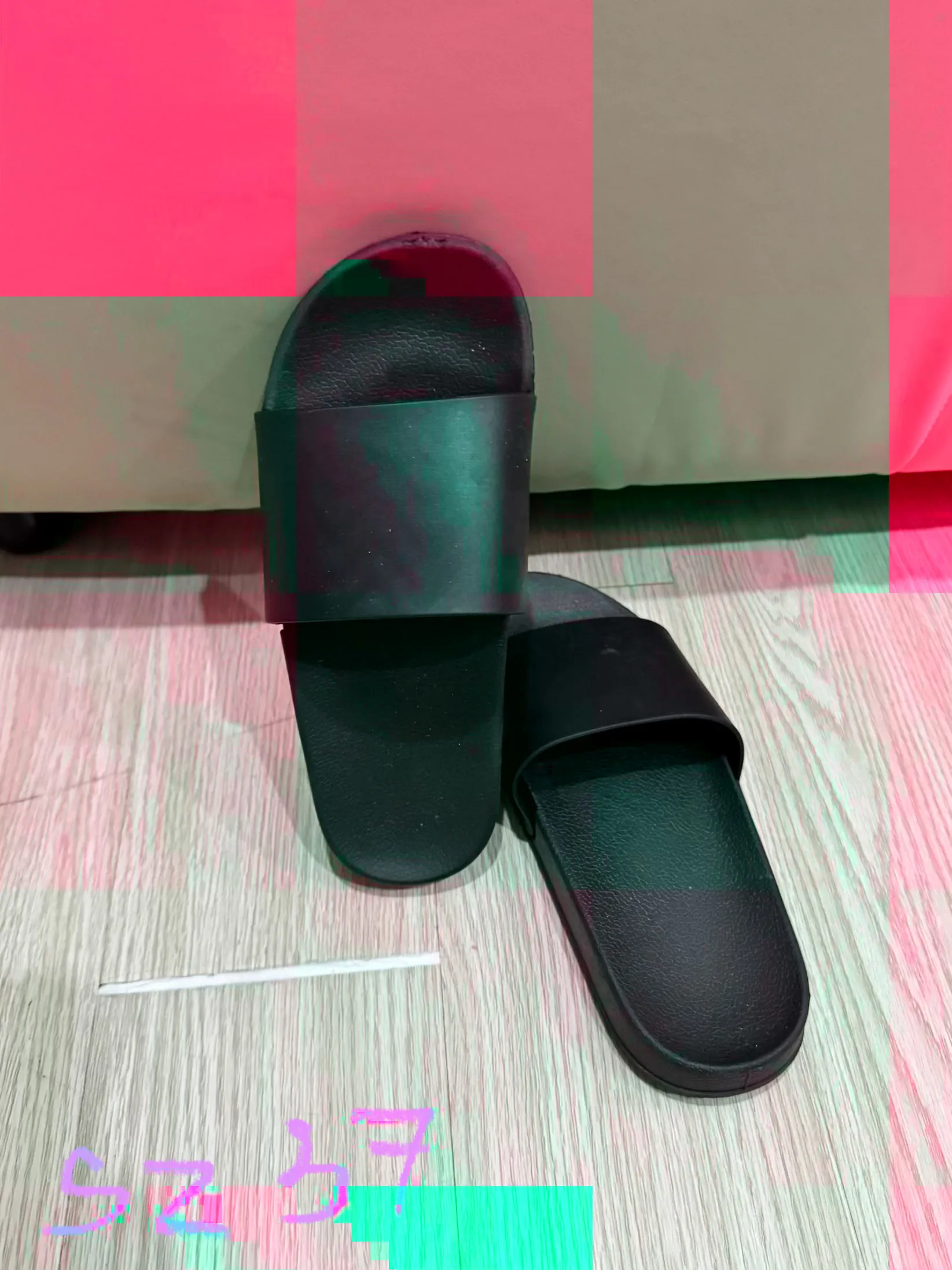 Cho tặng đồ trẻ em người lớn 1008438