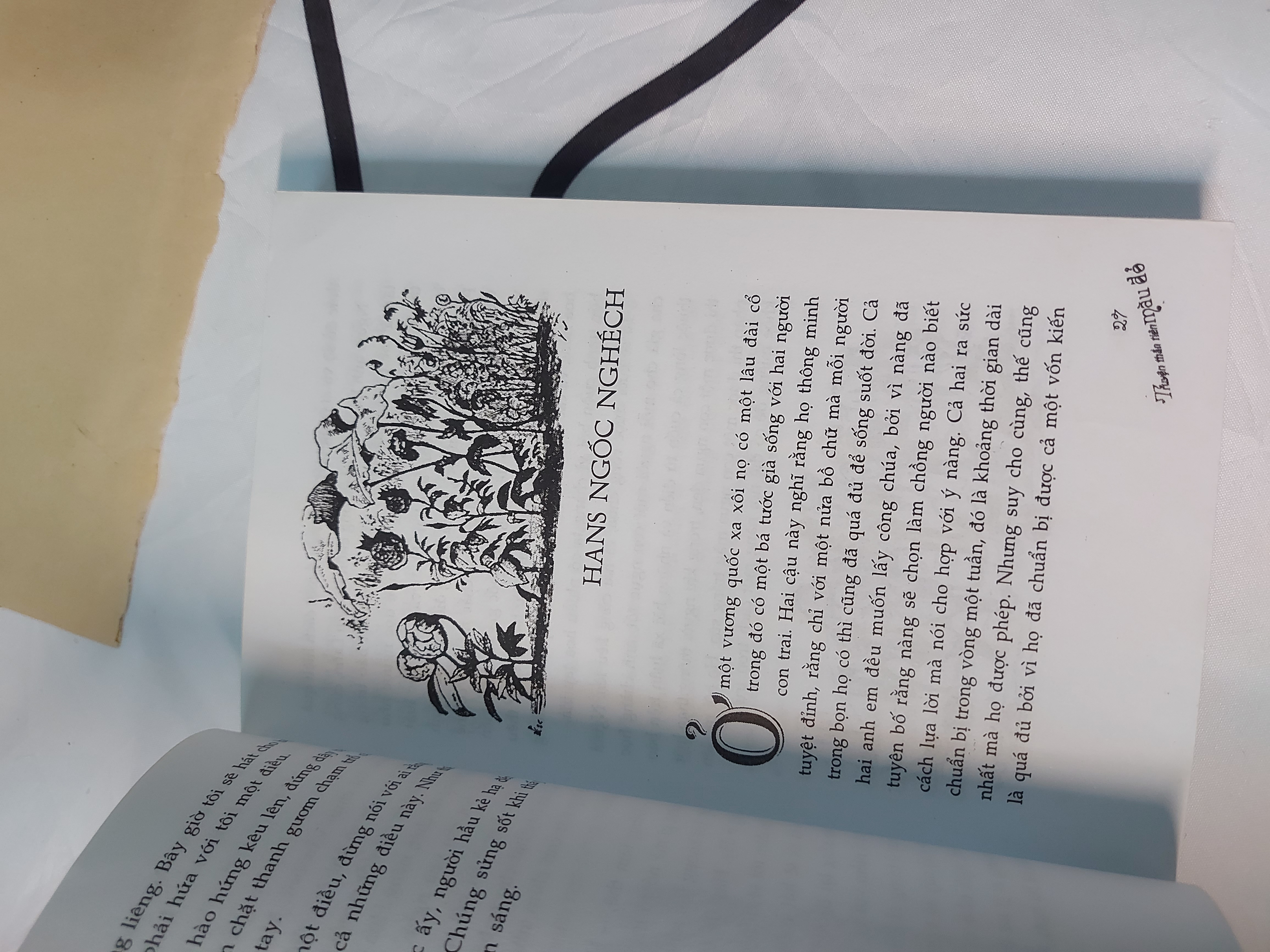 TRUYỆN THẦN TIÊN MÀU ĐỎ - ANDREW LANG 477954