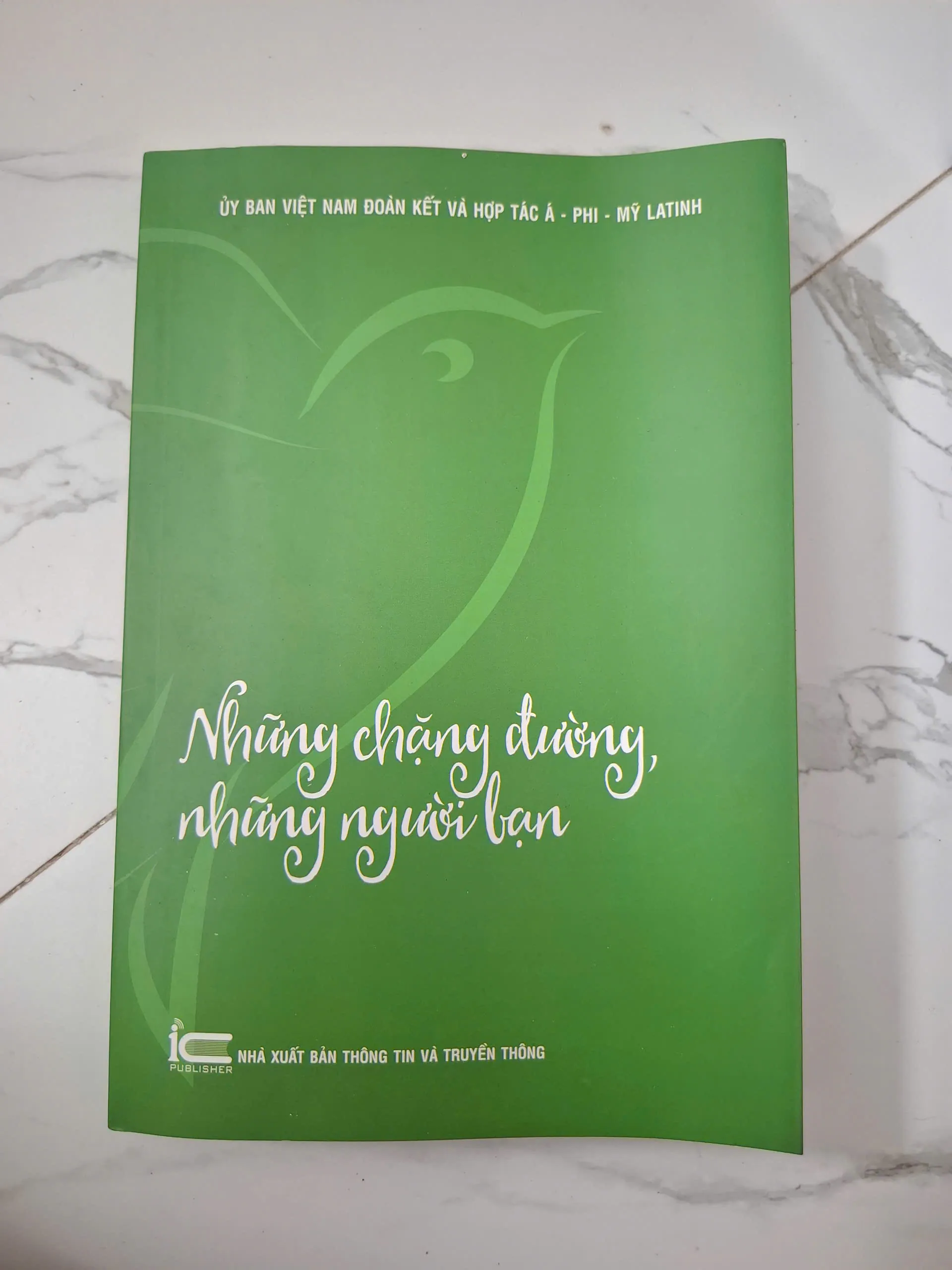 Những chặng đường, những người bạn