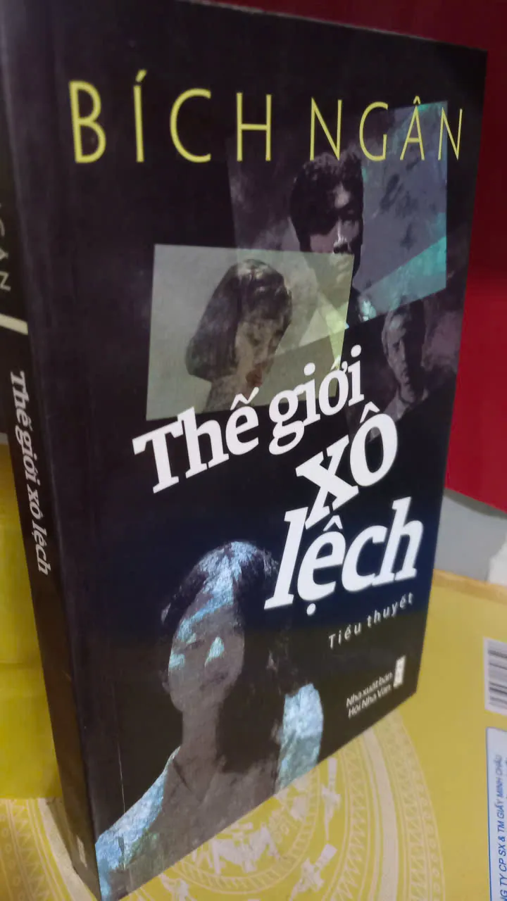 thế giới xô lệch